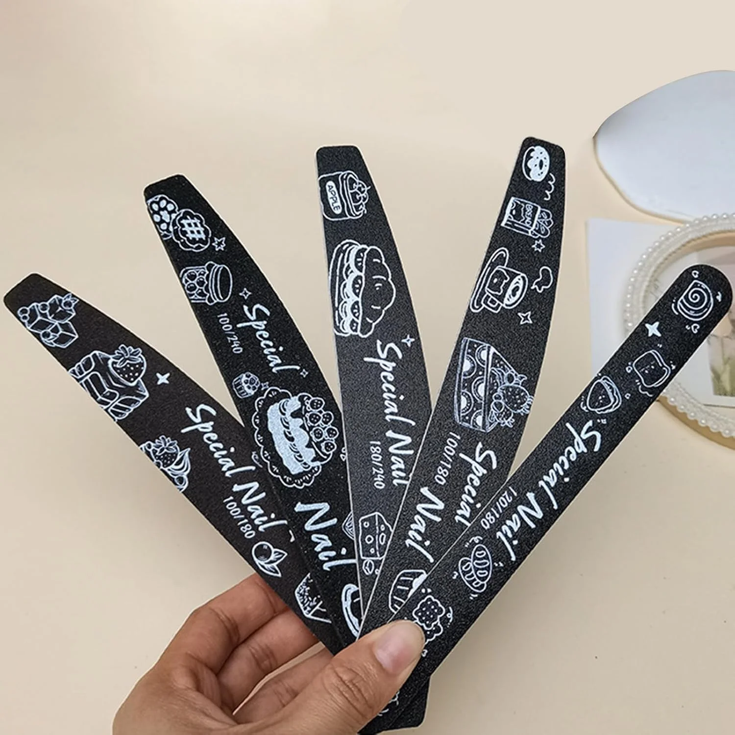 بافر ناخن - سوهان پدیکور ناخن کارتونی، بافر براق کننده | ابزار مانیکور قابل استفاده مجدد برای شکل دادن به ناخن پا، مناسب برای زنان، دختران، هنرمندان، استفاده روزانه در اسپا، سالن، مسافرت، منزل، تعطیلات و تولد