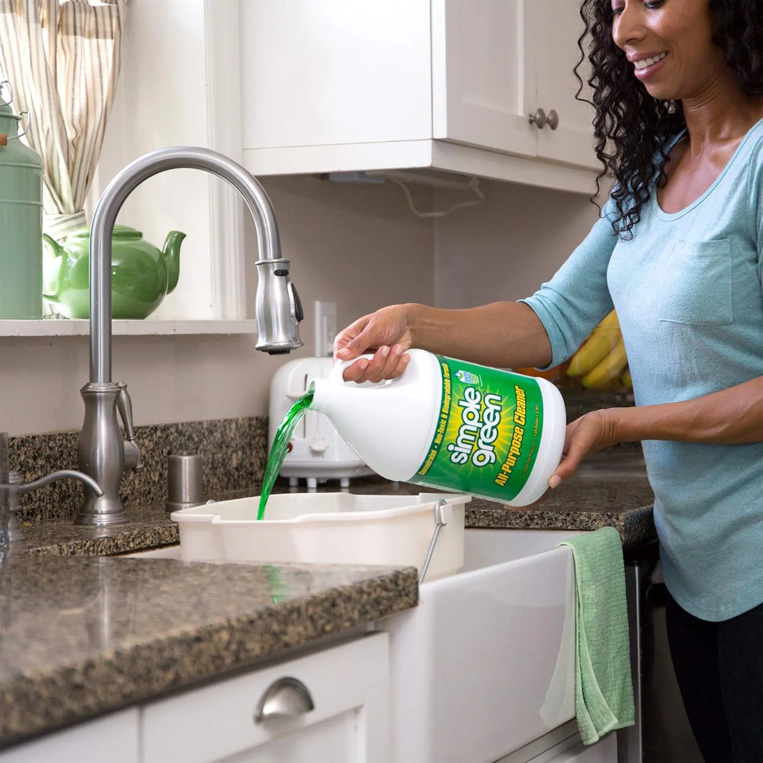 مایع پاک کننده چند منظوره غلیظ سیمپل گرین (3.78 لیتر) مایع پاک کننده چند منظوره غلیظ سیمپل گرین (3.78 لیتر)