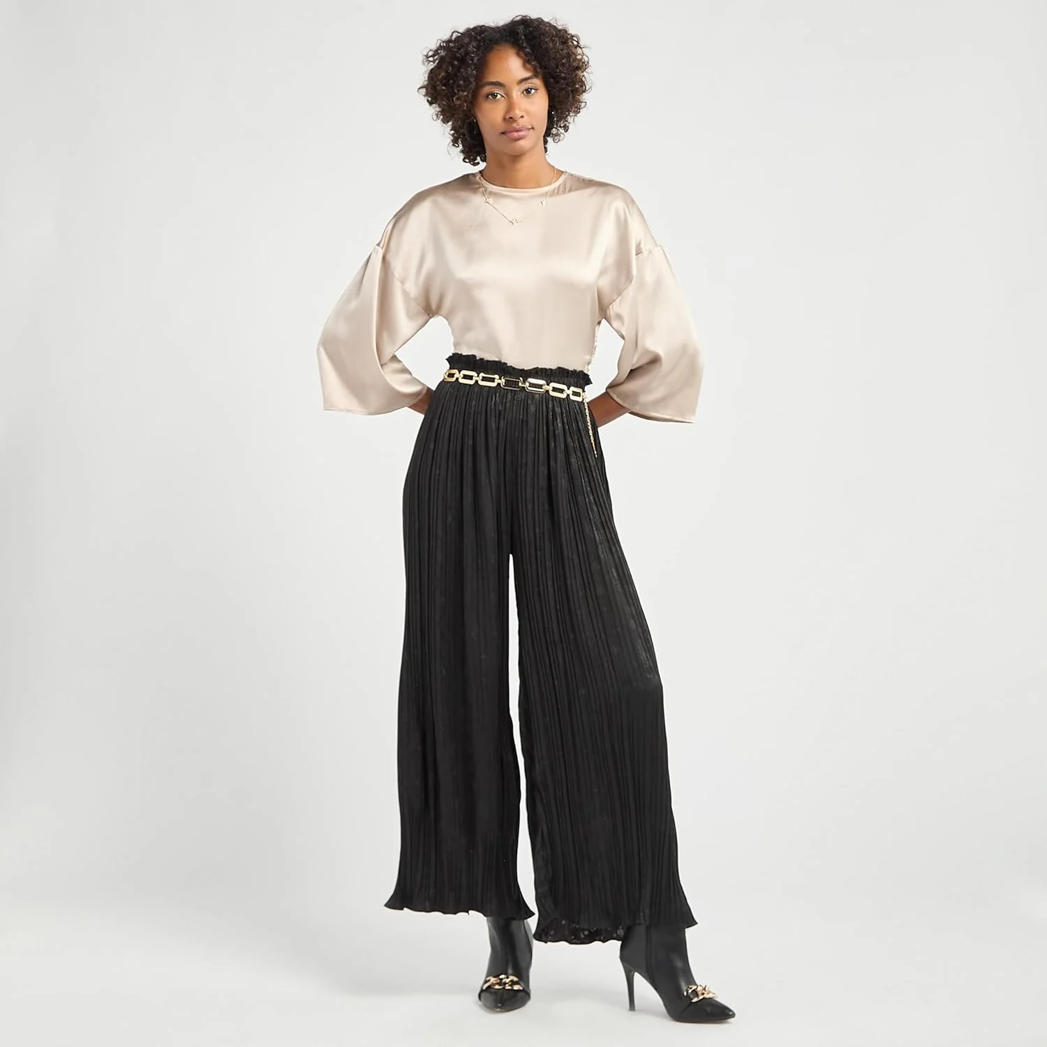 شلوار زنانه فاవ్، پاچه گشاد با بافت خاص و کمر کشی