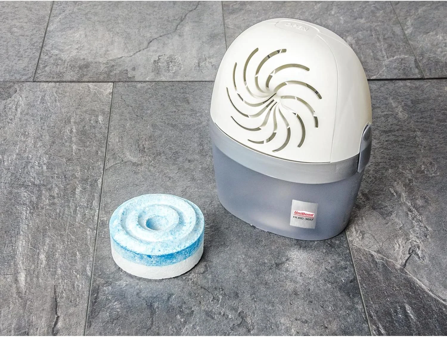 جاذب رطوبت یونی باند AERO 360º، رطوبت گیر فوق جاذب، کمک به جلوگیری از تراکم، کپک و بوی نامطبوع، جاذب رطوبت قابل شارژ، 1 دستگاه شامل 1 زبانه پرکننده 450 گرمی جاذب رطوبت یونی باند AERO 360º، رطوبت گیر فوق جاذب، کمک به جلوگیری از تراکم، کپک و بوی نامطبوع، جاذب رطوبت قابل شارژ، 1 دستگاه شامل 1 زبانه پرکننده 450 گرمی