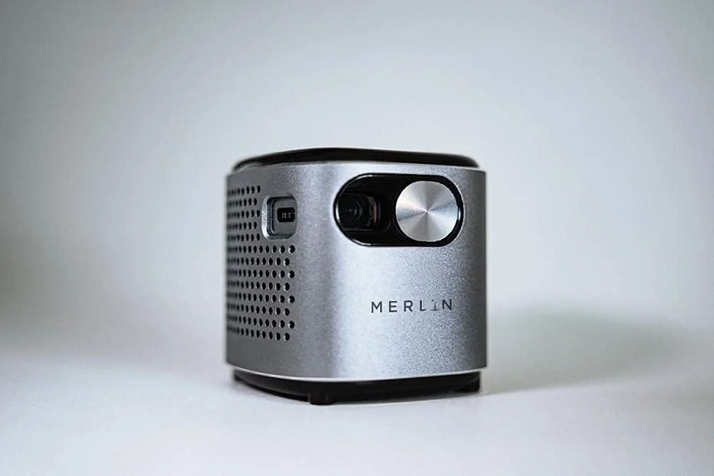 پروژکتور هوشمند مینی کیوب HD مرلین | نمایشگر 240 اینچی، 100 انسی لومن، سیستم عامل اندروید داخلی، نتفلیکس و یوتیوب، کیستون خودکار، باتری 2 ساعته | پروژکتور قابل حمل جیبی برای خانه و مسافرت - خاکستری پروژکتور هوشمند مینی کیوب HD مرلین | نمایشگر 240 اینچی، 100 انسی لومن، سیستم عامل اندروید داخلی، نتفلیکس و یوتیوب، کیستون خودکار، باتری 2 ساعته | پروژکتور قابل حمل جیبی برای خانه و مسافرت - خاکستری