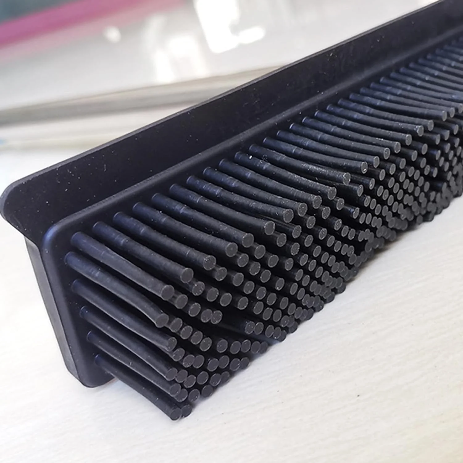 جارو فرش با دسته بلند، جارو موی فرش، چنگک ارگونومیک و خراشنده بادوام برای ابزار نظافت منزل، خوابگاه، خانه، فضای باز، فضای داخلی، کلاس درس، آشپزخانه جارو فرش با دسته بلند، جارو موی فرش، چنگک ارگونومیک و خراشنده بادوام برای ابزار نظافت منزل، خوابگاه، خانه، فضای باز، فضای داخلی، کلاس درس، آشپزخانه