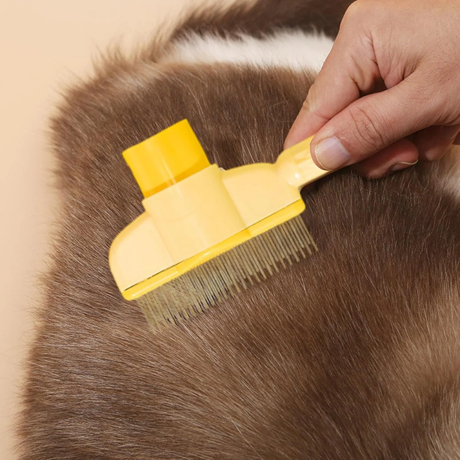 برس نظافت گربه - دسته ارگونومیک، شانه برس موی گربه - برای نظافت موی سگ و بچه گربه، حمام کردن، تمیز کردن لایه زیرین و گره باز کردن برس نظافت گربه - دسته ارگونومیک، شانه برس موی گربه - برای نظافت موی سگ و بچه گربه، حمام کردن، تمیز کردن لایه زیرین و گره باز کردن