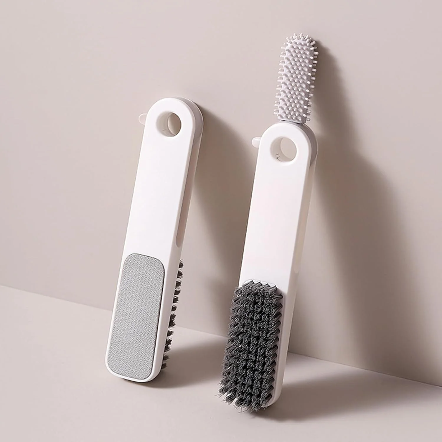 سوهان پا - برس استیل دو طرفه 2 در 1 - سوهان ترک پا برس از بین برنده پینه و میخچه - برای بزرگسالان، مردان، زنان، کودکان، نظافت روزانه، مسافرت، سالن، حمام، اسپا، ناخن و انگشتان پا سوهان پا - برس استیل دو طرفه 2 در 1 - سوهان ترک پا برس از بین برنده پینه و میخچه - برای بزرگسالان، مردان، زنان، کودکان، نظافت روزانه، مسافرت، سالن، حمام، اسپا، ناخن و انگشتان پا