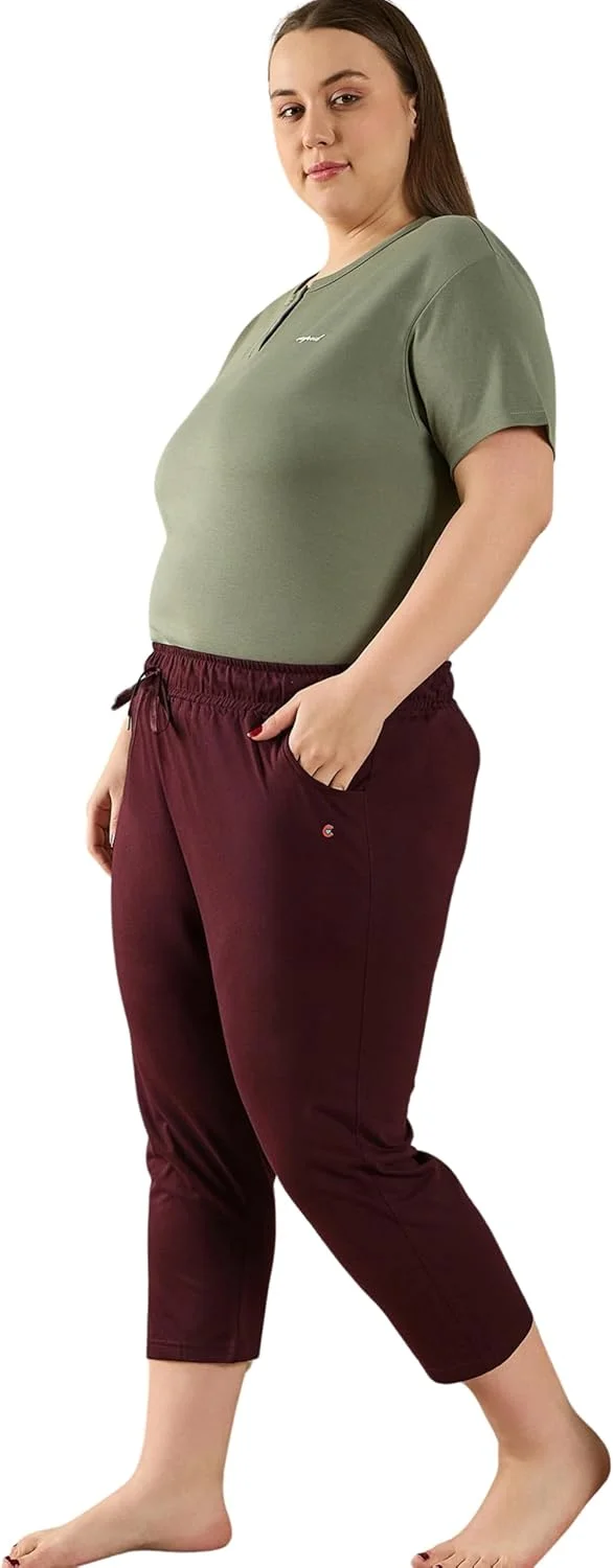 شلوارک زنانه کاپید مدل کتان ساده، قد سه ربع شلوارک زنانه کاپید مدل کتان ساده، قد سه ربع