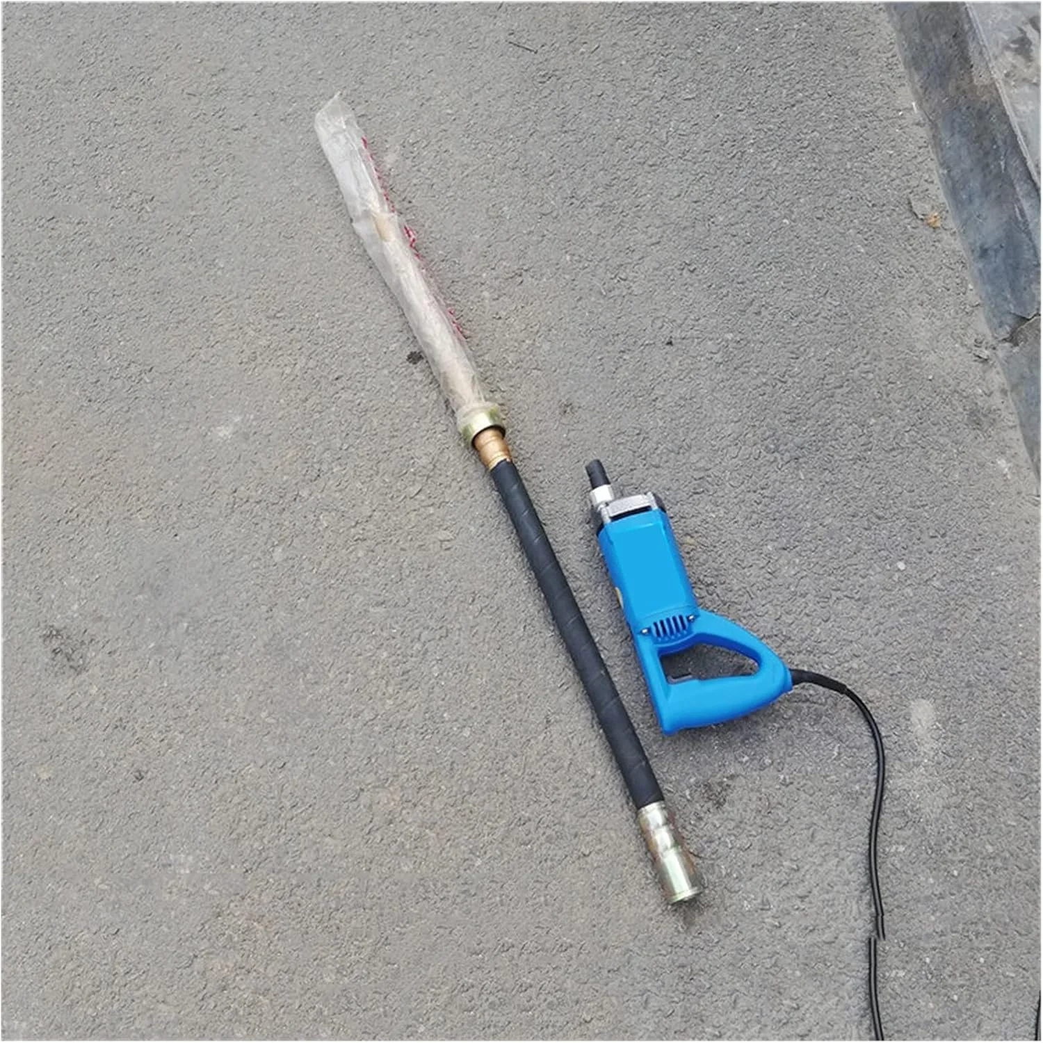 ویبراتور بتن دستی ERTUUYD، ویبراتور برقی بتن، از بین برنده حباب سیمان با میله مسی 1 متری، 1.2 متری، 1.5 متری، ابزار بتن (موتور 1180 وات + میله 1.5 متری)