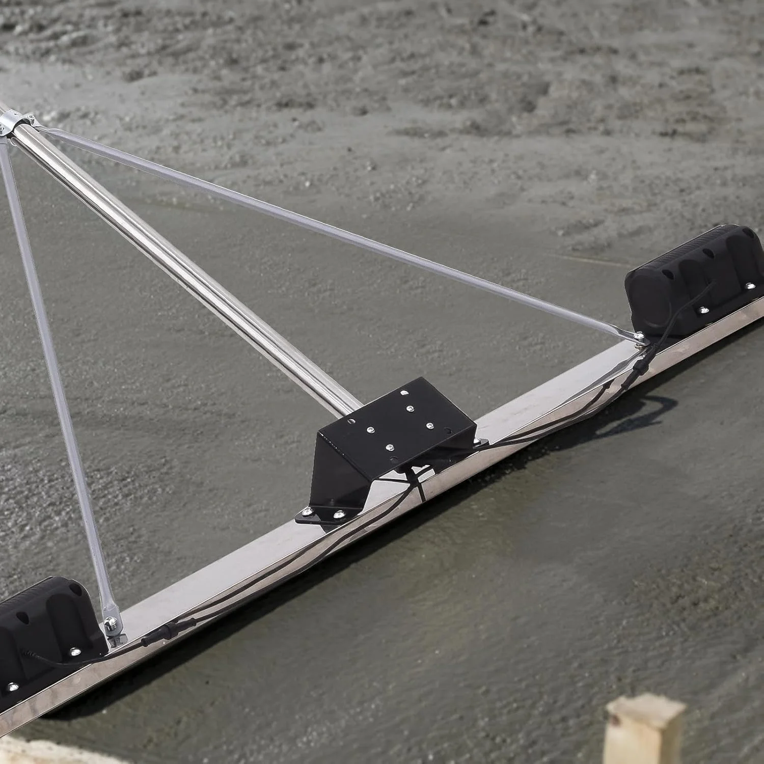 ابزار پرداخت بتن، کیت ویبراتوری شمشه بتن برقی، شمشه برقی بی سیم، دستگاه ویبره پرداخت بتن، سر دستگاه + موتور تراز کننده سطوح بتنی