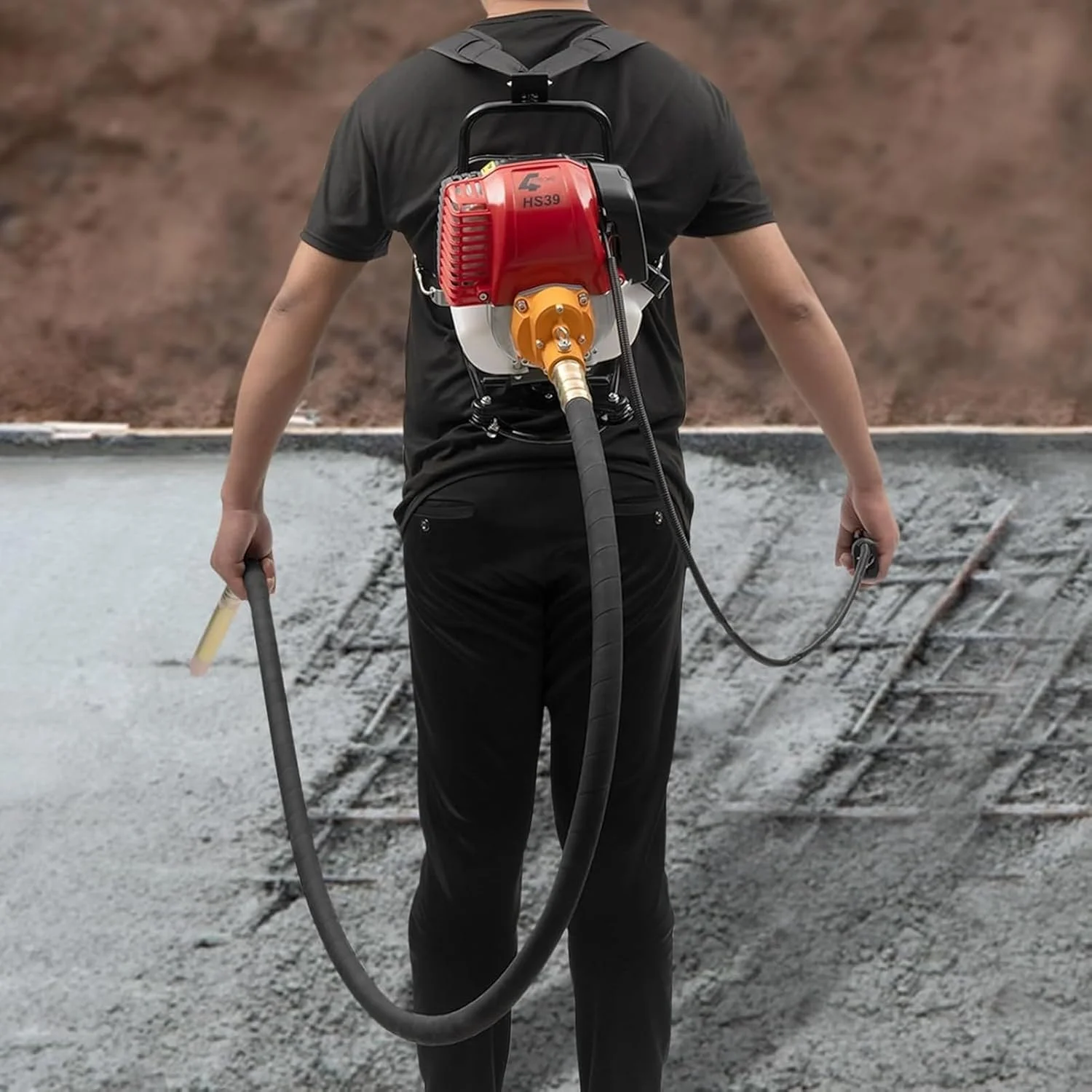 ویبراتور بتن کوله پشتی 4 زمانه 42 سی سی، ویبراتور بتن موتور بنزینی با شیلنگ ویبره 2.5 متری، ابزار ویبره بنزینی تک سیلندر خنک شونده با هوا برای بتن ریزی