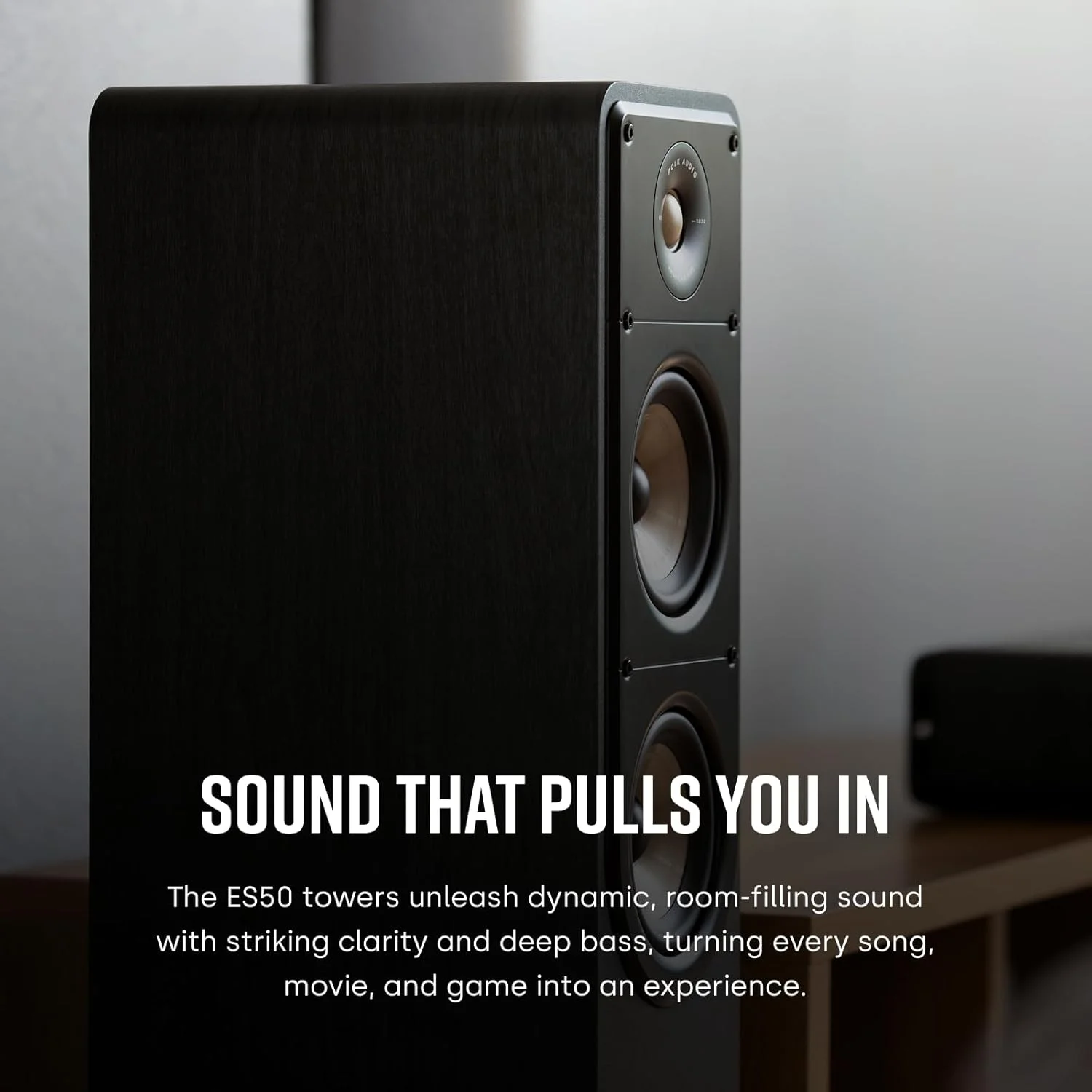 اسپیکر ایستاده Polk Audio Signature Elite ES50 - دارای گواهینامه Hi-Res Audio و سازگار با Dolby Atmos & DTS:X، توییتر 1 اینچی و (2) ووفر 5.25 اینچی، فناوری Power Port برای بیس بی دردسر، گردویی مدرن
