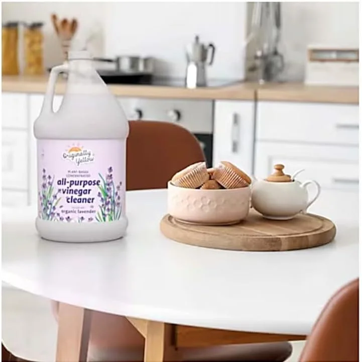 سرکه تمیز کننده چند منظوره Originally Yellow برای محلول تمیز کردن کف خانه با سرکه مقطر | غنی شده با اسطوخودوس ارگانیک | لوازم تمیز کننده خانگی گیاهی، 1.89 لیتر (1 بسته)