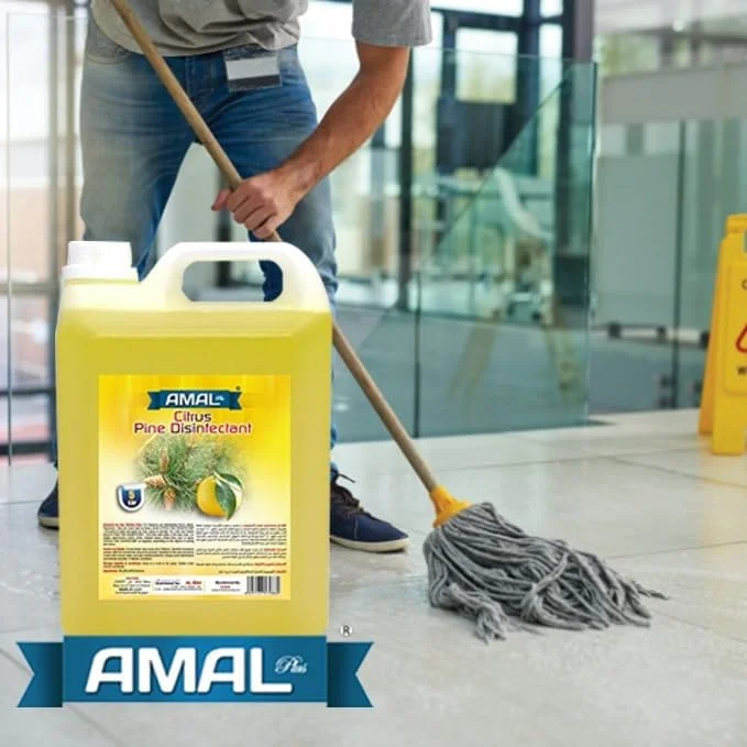 مایع ضدعفونی کننده آمال پلاس با رایحه مرکبات و کاج 5 لیتری - پاک کننده قوی و مناسب برای مصارف تجاری، با رایحه ماندگار و تازه مرکبات و کاج
