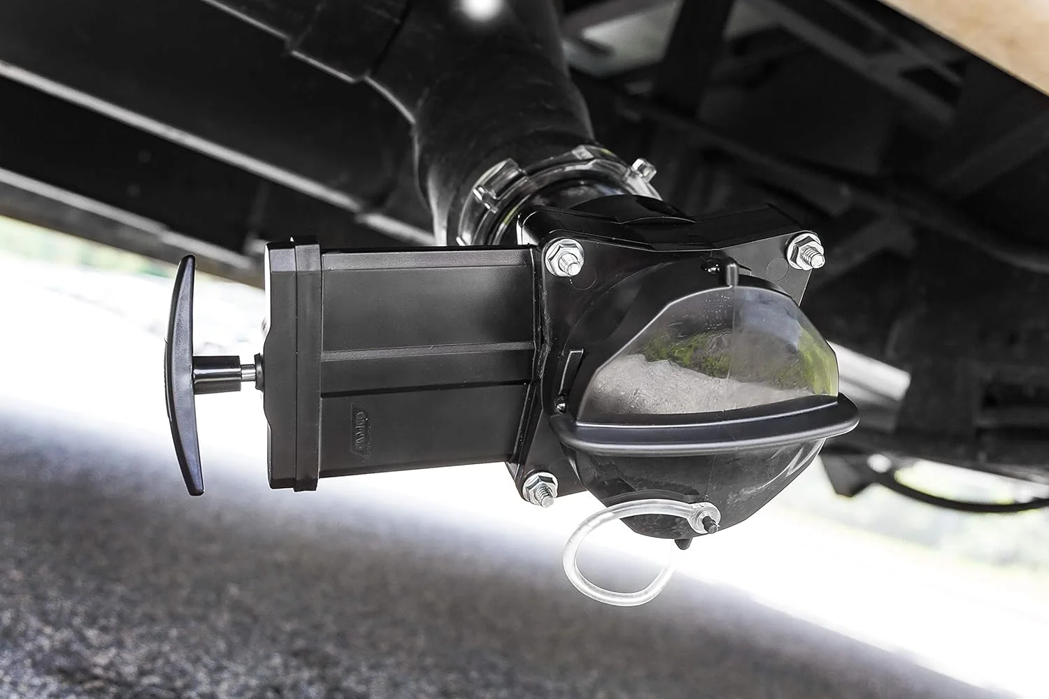 دریچه تخلیه فاضلاب کمپر/کاروان کمکو - دارای آداپتور شفاف 3.5 اینچی داخلی و 4 شاخک سرنیزه ای - مناسب برای اتصالات فاضلاب 3 اینچی و اتصال آسان به لوله تخلیه کاروان (39053) دریچه تخلیه فاضلاب کمپر/کاروان کمکو - دارای آداپتور شفاف 3.5 اینچی داخلی و 4 شاخک سرنیزه ای - مناسب برای اتصالات فاضلاب 3 اینچی و اتصال آسان به لوله تخلیه کاروان (39053)