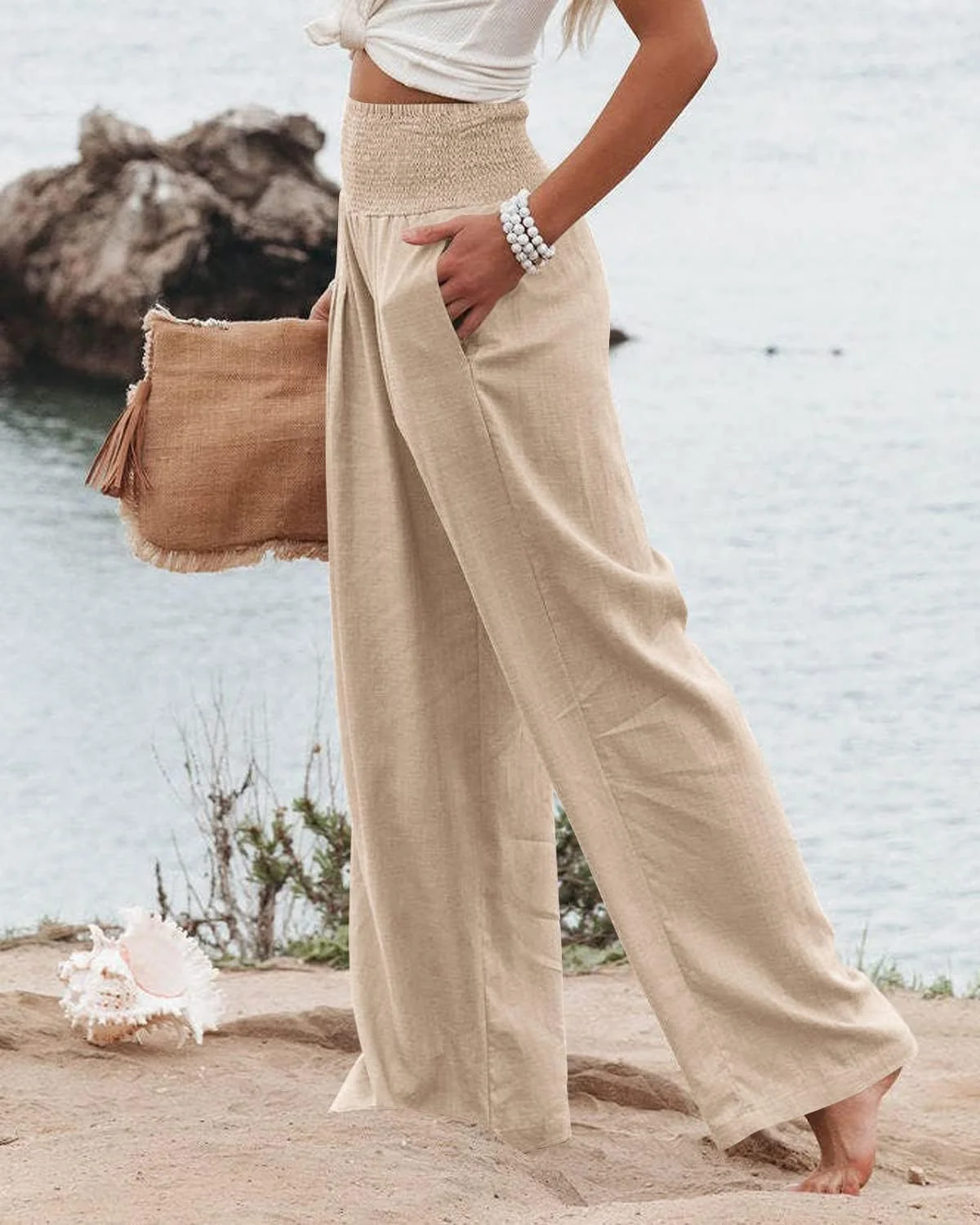 شلوار زنانه مدل پالازو کمر بلند، پاچه گشاد، مناسب استراحت، شیک و دارای جیب، خاکی، سایز S شلوار زنانه مدل پالازو کمر بلند، پاچه گشاد، مناسب استراحت، شیک و دارای جیب، خاکی، سایز S