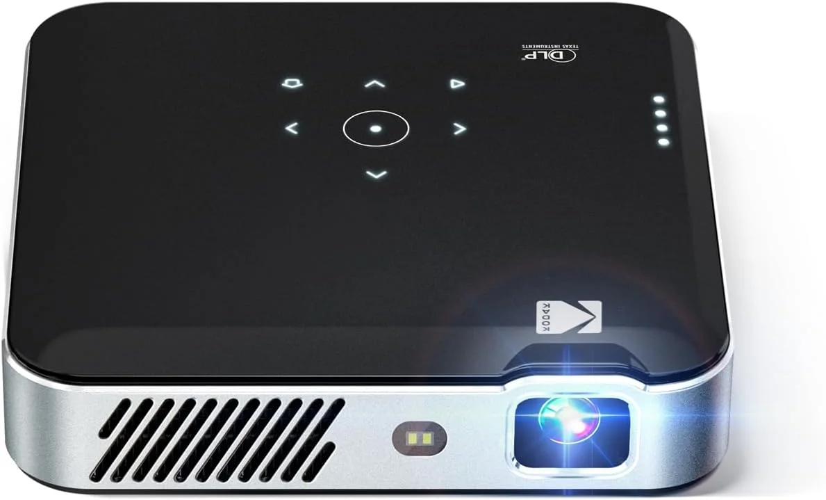 پروژکتور کوچک Kodak Luma 500 | پروژکتور قابل حمل 1080p Full HD مناسب فضای باز با Wi-Fi، بلوتوث، HDMI و USB | سیستم عامل Google TV 11.0، دارای تاییدیه Netflix، Chromecast داخلی، مشکی، 150 اینچ پروژکتور کوچک Kodak Luma 500 | پروژکتور قابل حمل 1080p Full HD مناسب فضای باز با Wi-Fi، بلوتوث، HDMI و USB | سیستم عامل Google TV 11.0، دارای تاییدیه Netflix، Chromecast داخلی، مشکی، 150 اینچ