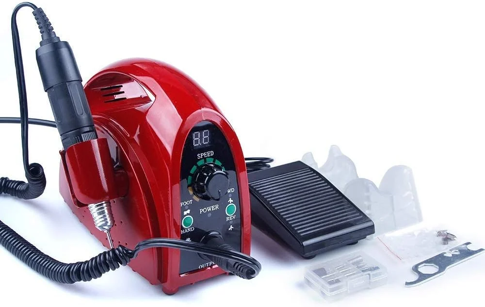 دستگاه حرفه ای دریل برقی ناخن، کیت های پدیکور و مانیکور، مته های سوهانی و نوارهای سنباده برای از بین بردن ناخن های اکریلیک، ناخن های ژل، نازک کردن و صاف کردن ناخن ها