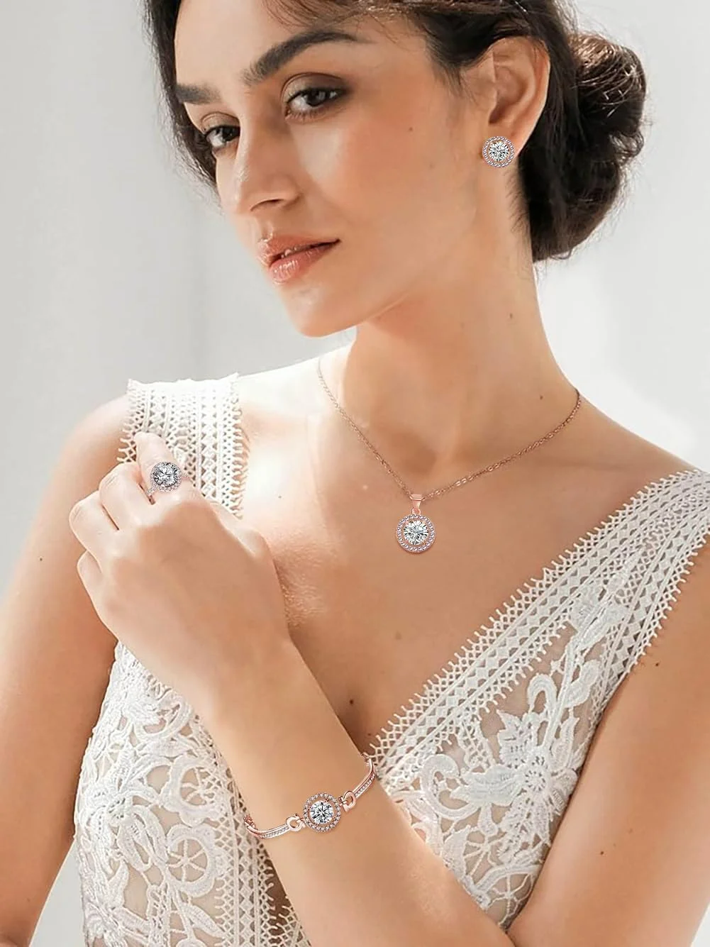 ست جواهرات زنانه Wovanoo، ست 4 تکه جواهرات زیرکونیا مکعبی، ست گردنبند، گوشواره، دستبند و انگشتر کریستالی نگین دار برای عروس، مهمانی عروسی، طلایی رز ست جواهرات زنانه Wovanoo، ست 4 تکه جواهرات زیرکونیا مکعبی، ست گردنبند، گوشواره، دستبند و انگشتر کریستالی نگین دار برای عروس، مهمانی عروسی، طلایی رز