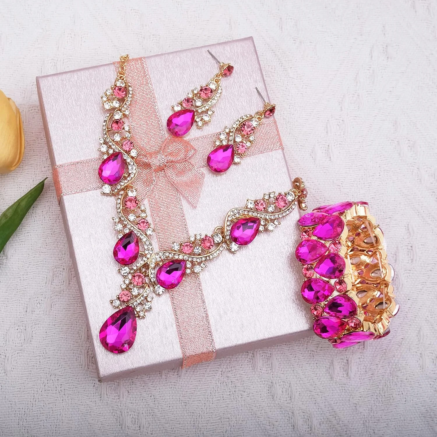 ست گردنبند، گوشواره و النگوی کشی مجلسی زنانه CSY مناسب عروس، ساقدوش عروس و زیورآلات مجلسی ست گردنبند، گوشواره و النگوی کشی مجلسی زنانه CSY مناسب عروس، ساقدوش عروس و زیورآلات مجلسی