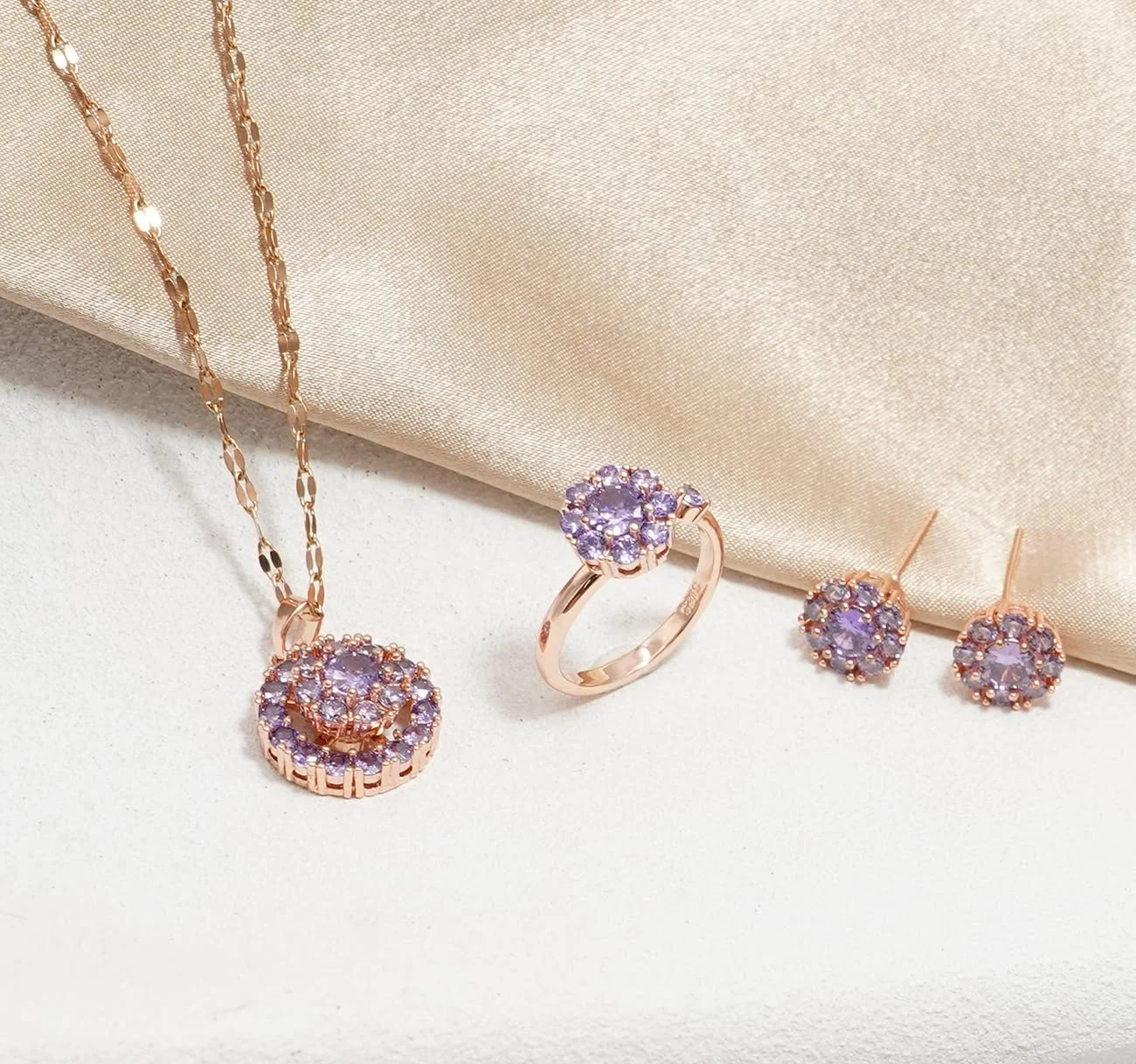 ست جواهرات زنانه Wovanoo شامل انگشتر باز، گردنبند و گوشواره نگین دار، ست جواهرات عروس کریستالی زیرکونیا ست جواهرات زنانه Wovanoo شامل انگشتر باز، گردنبند و گوشواره نگین دار، ست جواهرات عروس کریستالی زیرکونیا