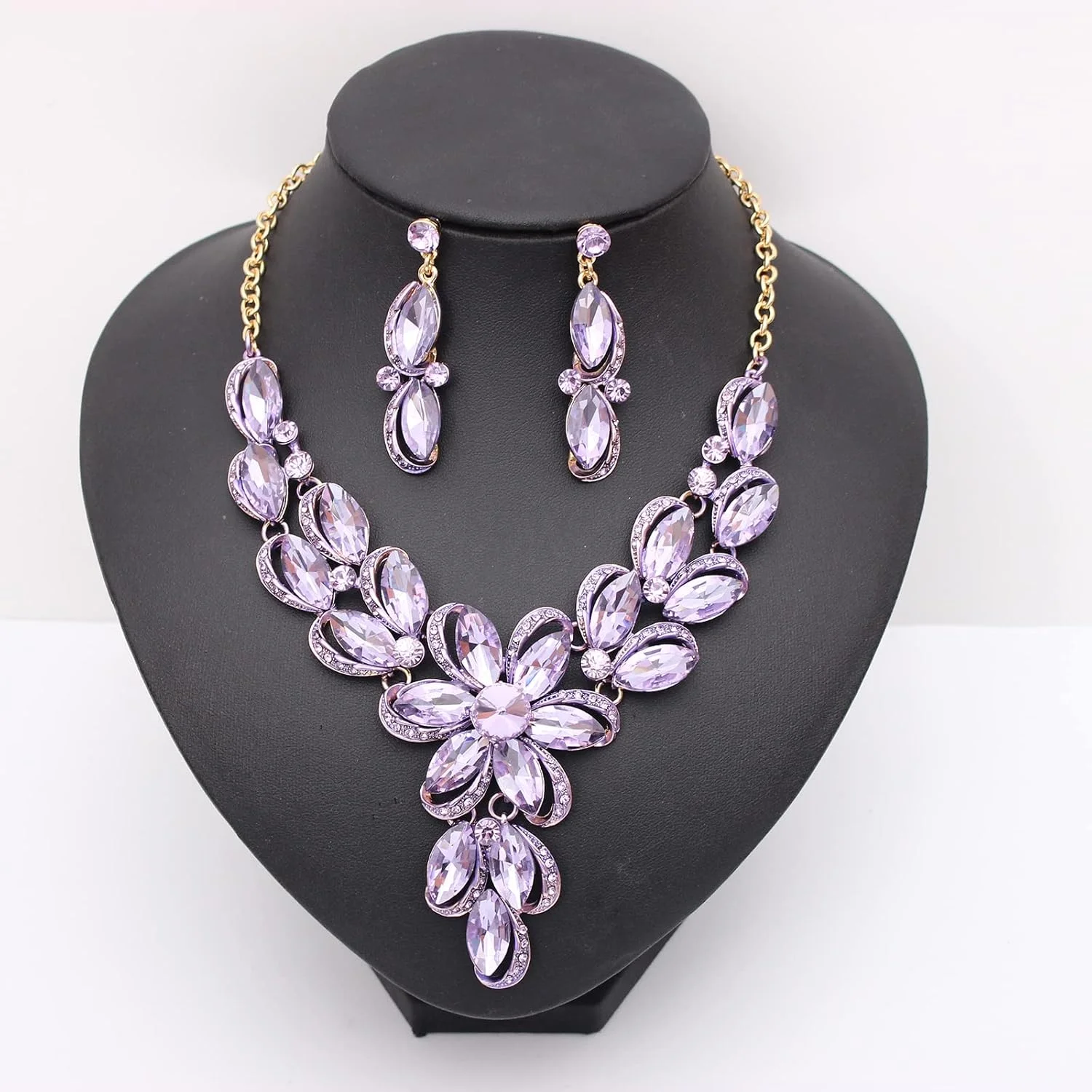 ست جواهرات زنانه نگین دار کریستال اتریشی طرح گل شامل گردنبند، دستبند النگویی، گوشواره آویز و انگشتر ضد حساسیت مناسب مهمانی عروسی برای عروس و ساقدوش عروس ست جواهرات زنانه نگین دار کریستال اتریشی طرح گل شامل گردنبند، دستبند النگویی، گوشواره آویز و انگشتر ضد حساسیت مناسب مهمانی عروسی برای عروس و ساقدوش عروس