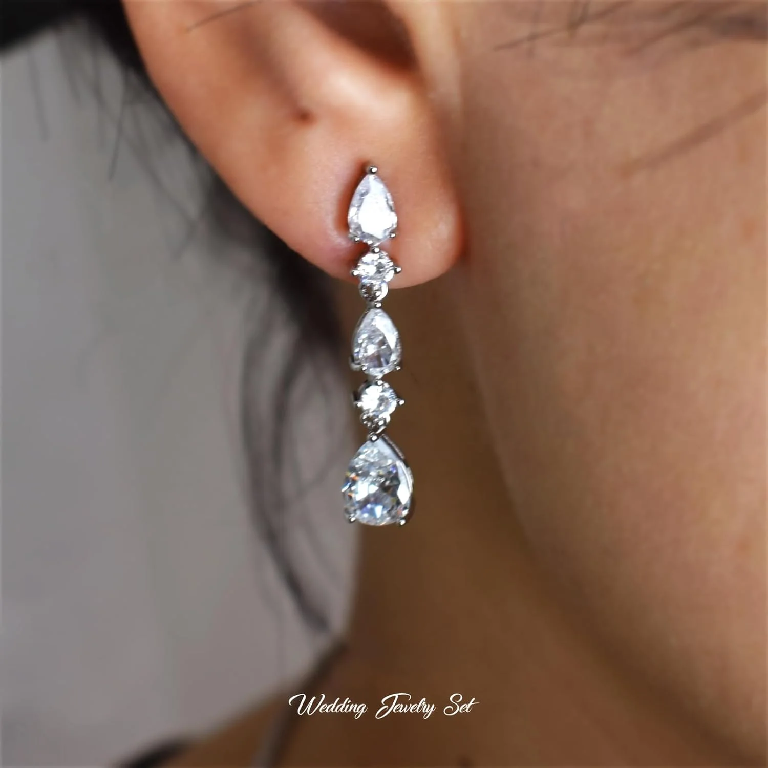 ست جواهرات زنانه UDYLGOON شامل گوشواره آویز ظریف، گردنبند و دستبند، نگین زیرکونیا مکعبی، مناسب عروس، ساقدوش عروس، عروسی، جشن و مراسم رسمی ست جواهرات زنانه UDYLGOON شامل گوشواره آویز ظریف، گردنبند و دستبند، نگین زیرکونیا مکعبی، مناسب عروس، ساقدوش عروس، عروسی، جشن و مراسم رسمی