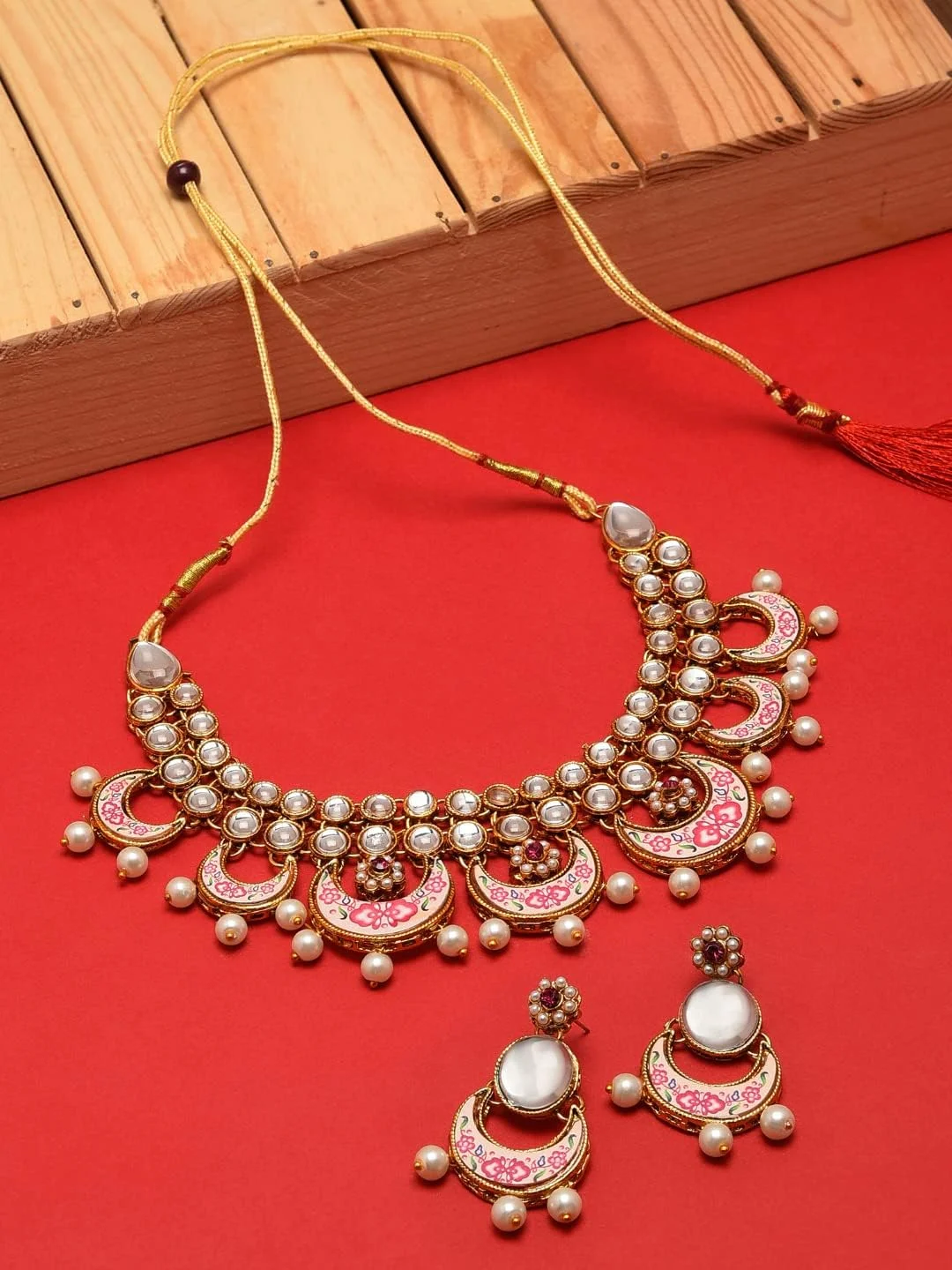 ست جواهرات Kundan ZAVERI PEARLS زنانه (طلایی) (Zpfk7839) ست جواهرات Kundan ZAVERI PEARLS زنانه (طلایی) (Zpfk7839)