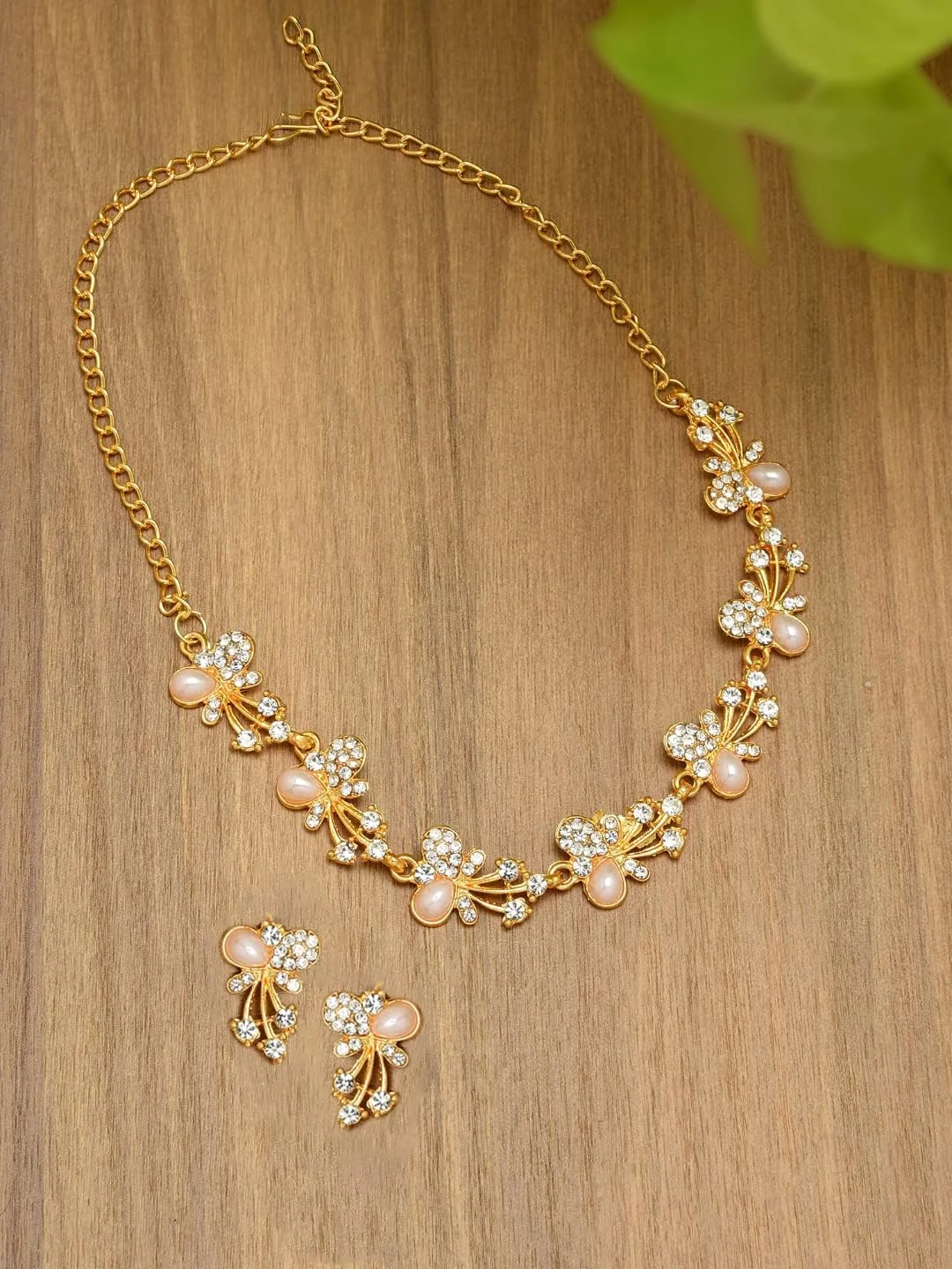 ست جواهرات زنانه ZAVERI PEARLS (طلایی) (ZPFK5216) ست جواهرات زنانه ZAVERI PEARLS (طلایی) (ZPFK5216)