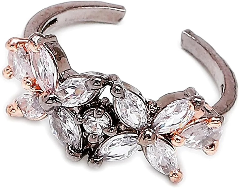 ست زیورآلات زنانه و دخترانه شامل گردنبند یقه ای رزگلد با روکش فلز تفنگی، نگین های الماس آمریکایی سفید، گوشواره های آویز طرح دار، دستبند و انگشتر برند زنمه ست زیورآلات زنانه و دخترانه شامل گردنبند یقه ای رزگلد با روکش فلز تفنگی، نگین های الماس آمریکایی سفید، گوشواره های آویز طرح دار، دستبند و انگشتر برند زنمه