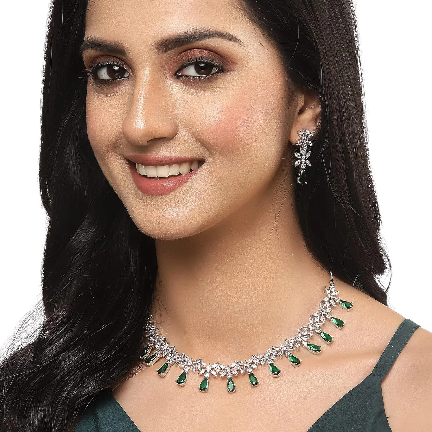 ست زیورآلات زنانه ZENEME با روکش رودیوم، نقرهای رنگ، طرح اشک، نگیندار، شامل گردنبند و گوشواره (سبز)، سایز آزاد، روکش رودیوم، نگین اتمی ست زیورآلات زنانه ZENEME با روکش رودیوم، نقرهای رنگ، طرح اشک، نگیندار، شامل گردنبند و گوشواره (سبز)، سایز آزاد، روکش رودیوم، نگین اتمی