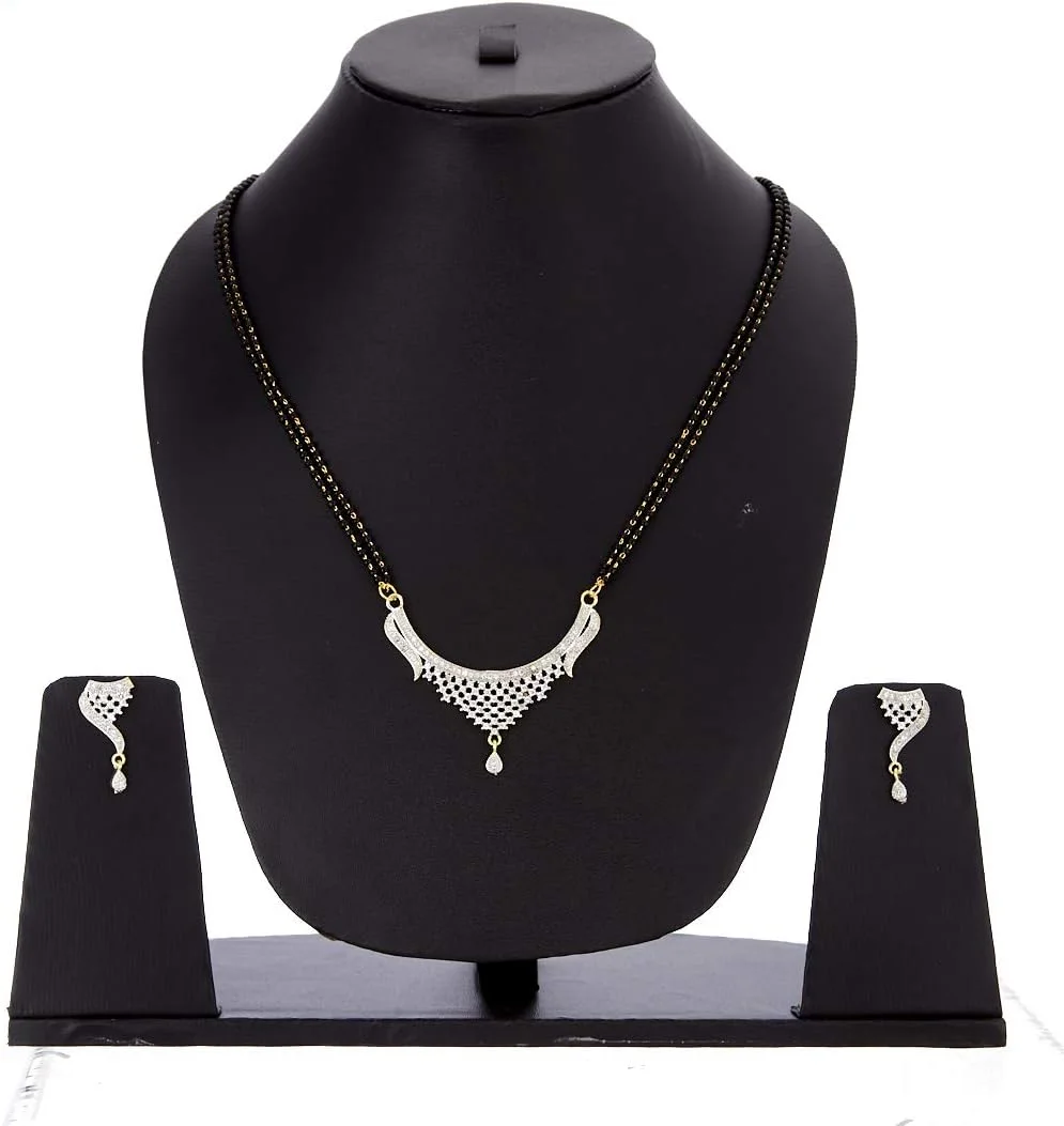 ست مانگالسوتر و آویز زنانه نگین دار طرح الماس آمریکایی با روکش طلای طرح دار Zeneme مناسب مهمانی (طرح 2) ست مانگالسوتر و آویز زنانه نگین دار طرح الماس آمریکایی با روکش طلای طرح دار Zeneme مناسب مهمانی (طرح 2)