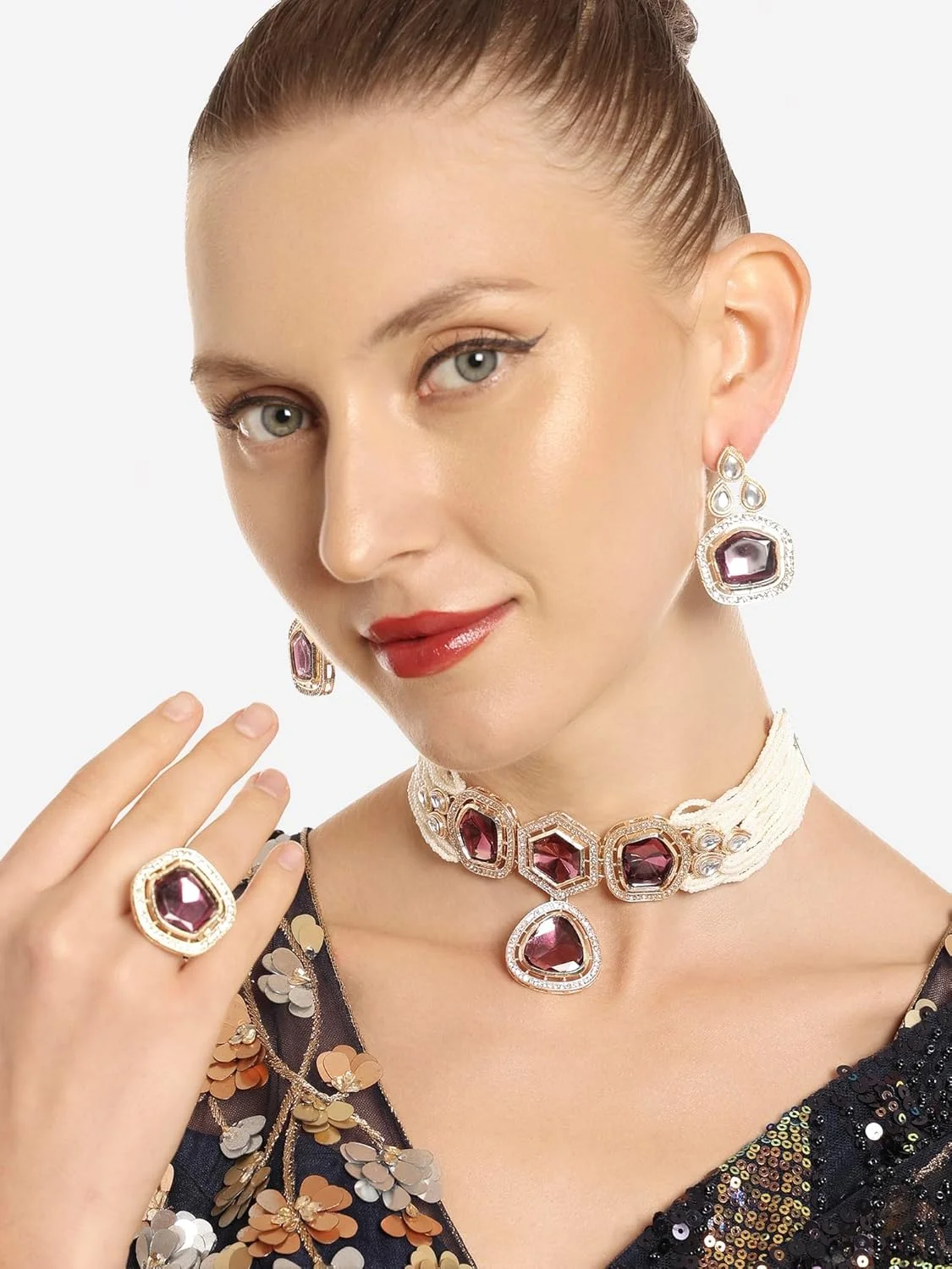 زیوری پرلز، ست گردنبند چوکر، گوشواره و انگشتر زنانه با سنگ های چند رشته ای Kundan بنفش و مهره - ZPFK16580