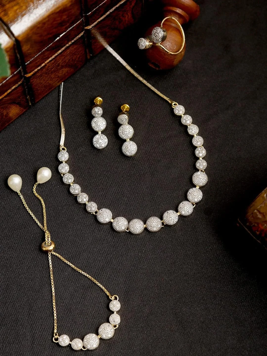 ست جواهرات شیک سنتی یوBella با روکش طلا و نگین های الماس آمریکایی برای زنان (طلایی)(Mix_Combo_102)