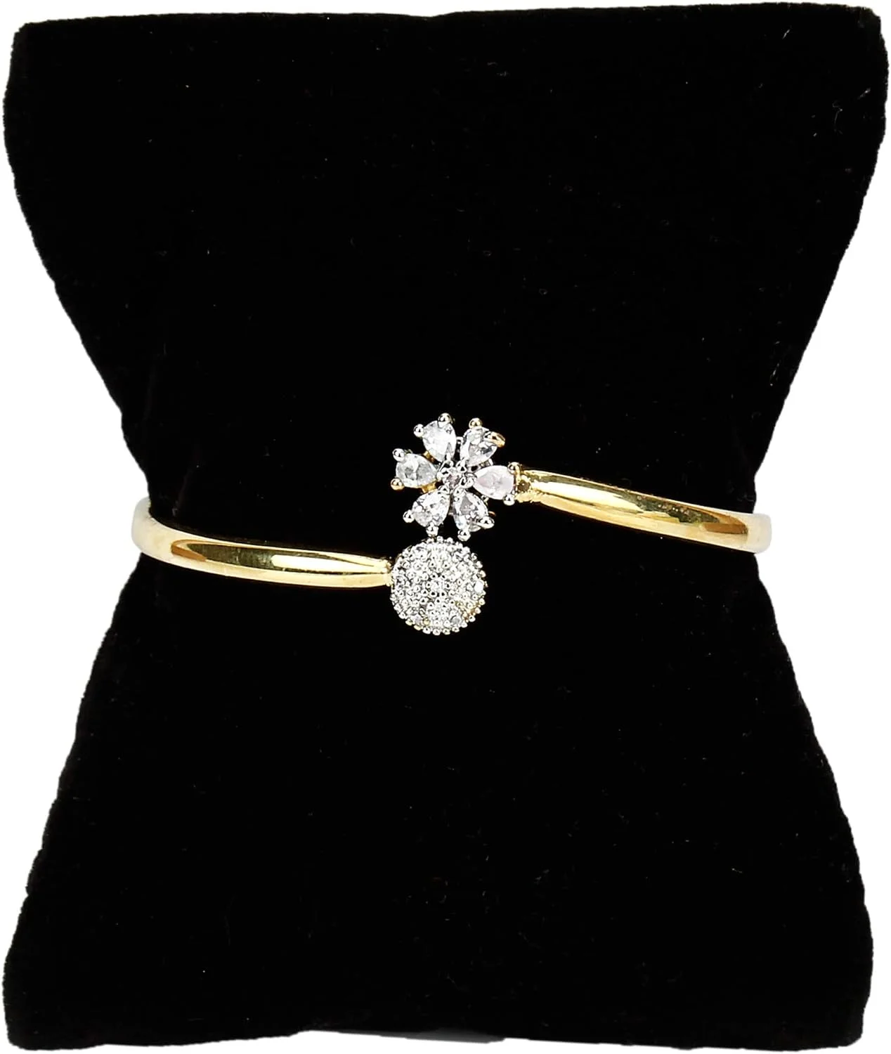 ست جواهرات زنانه YouBella شامل گردنبند با گوشواره، دستبند و انگشتر برای دختران و زنان