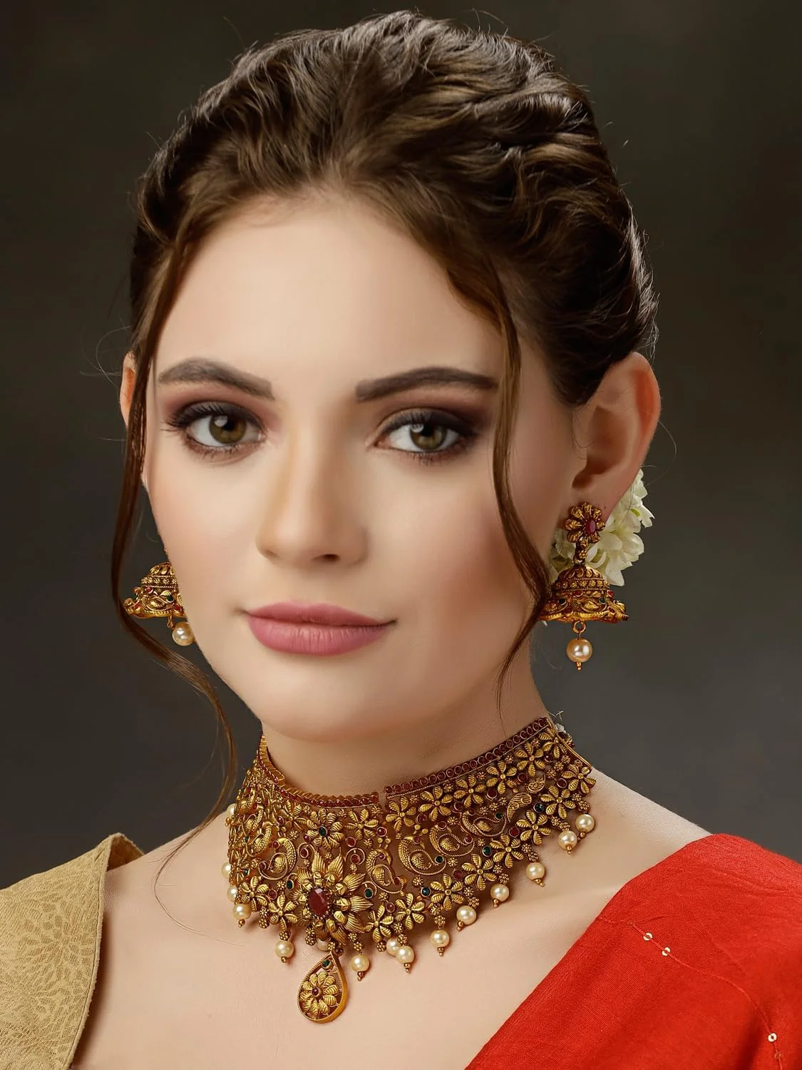 ست جواهرات گردنبند چوکر مرواریدی طرح معبد سنتی شیک و جدید Shining Diva Fashion برای زنان (rrsd13868s) (طلایی)، تک سایز، فلزی، بدون سنگ قیمتی