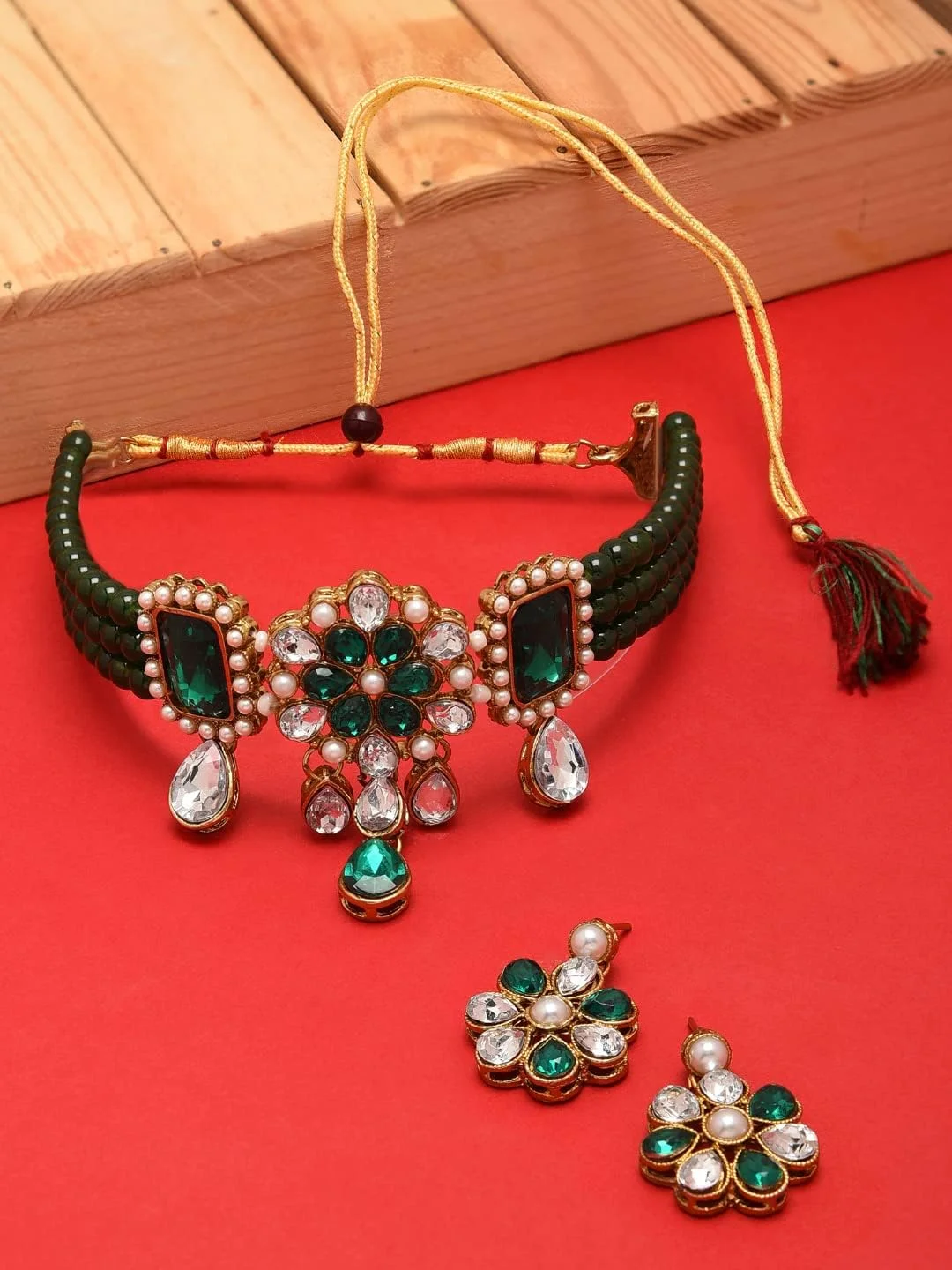 زیوری پرلز، گردنبند چوکر چند رشته ای با مهره های سبز و سنگ به همراه گوشواره، مناسب برای بانوان - Zpfk9966، سایز آزاد