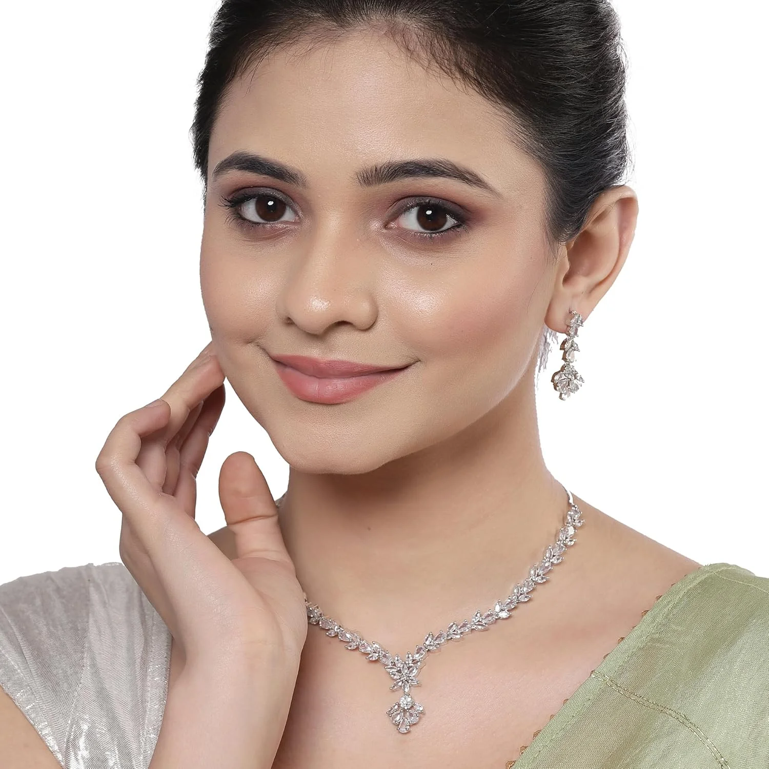 ست جواهرات زنانه مدل Zeneme، سبک کلاسیک، نگین کاری شده با الماس آمریکایی، روکش طلای رزگلد، دست ساز، شامل گردنبند دایره ای و گوشواره