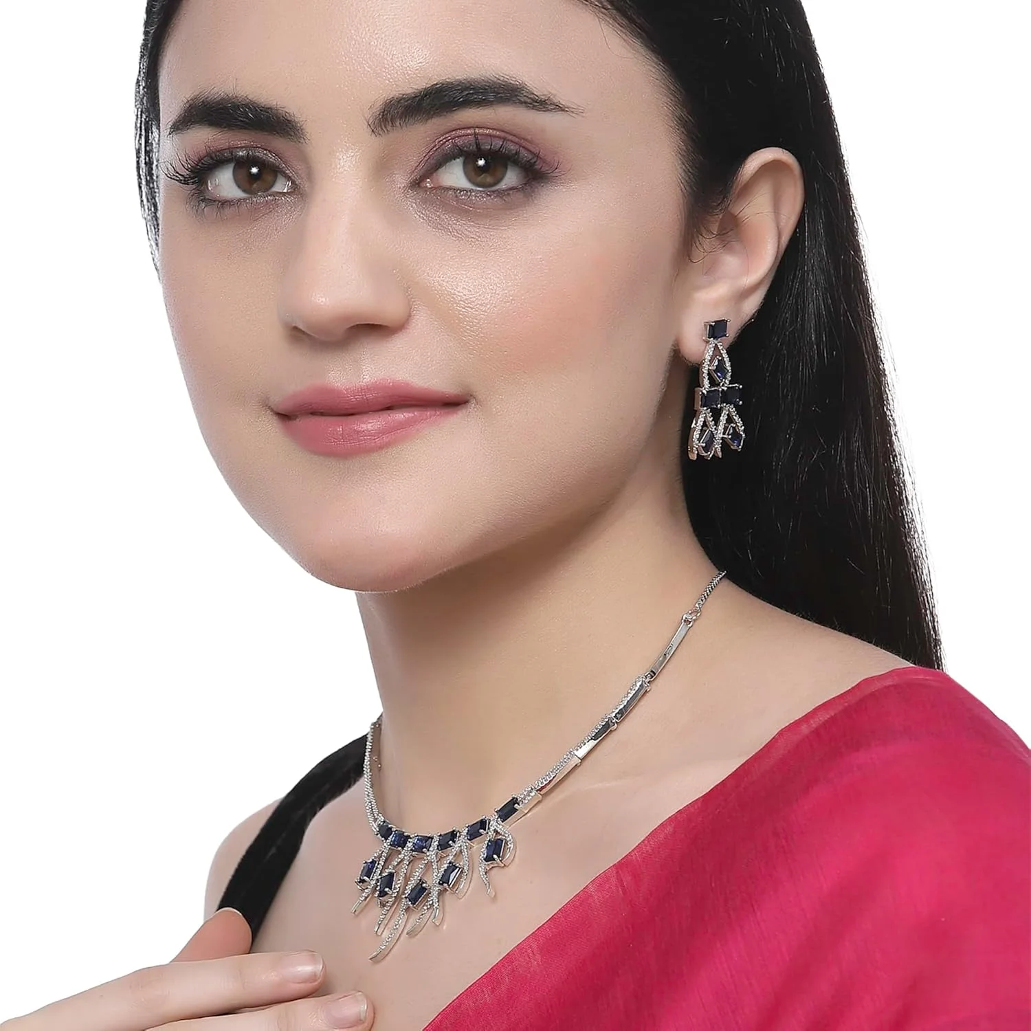 ست گردنبند و گوشواره زنانه نگین دار نگین اتمی آبکاری رادیوم ZENEME ست گردنبند و گوشواره زنانه نگین دار نگین اتمی آبکاری رادیوم ZENEME