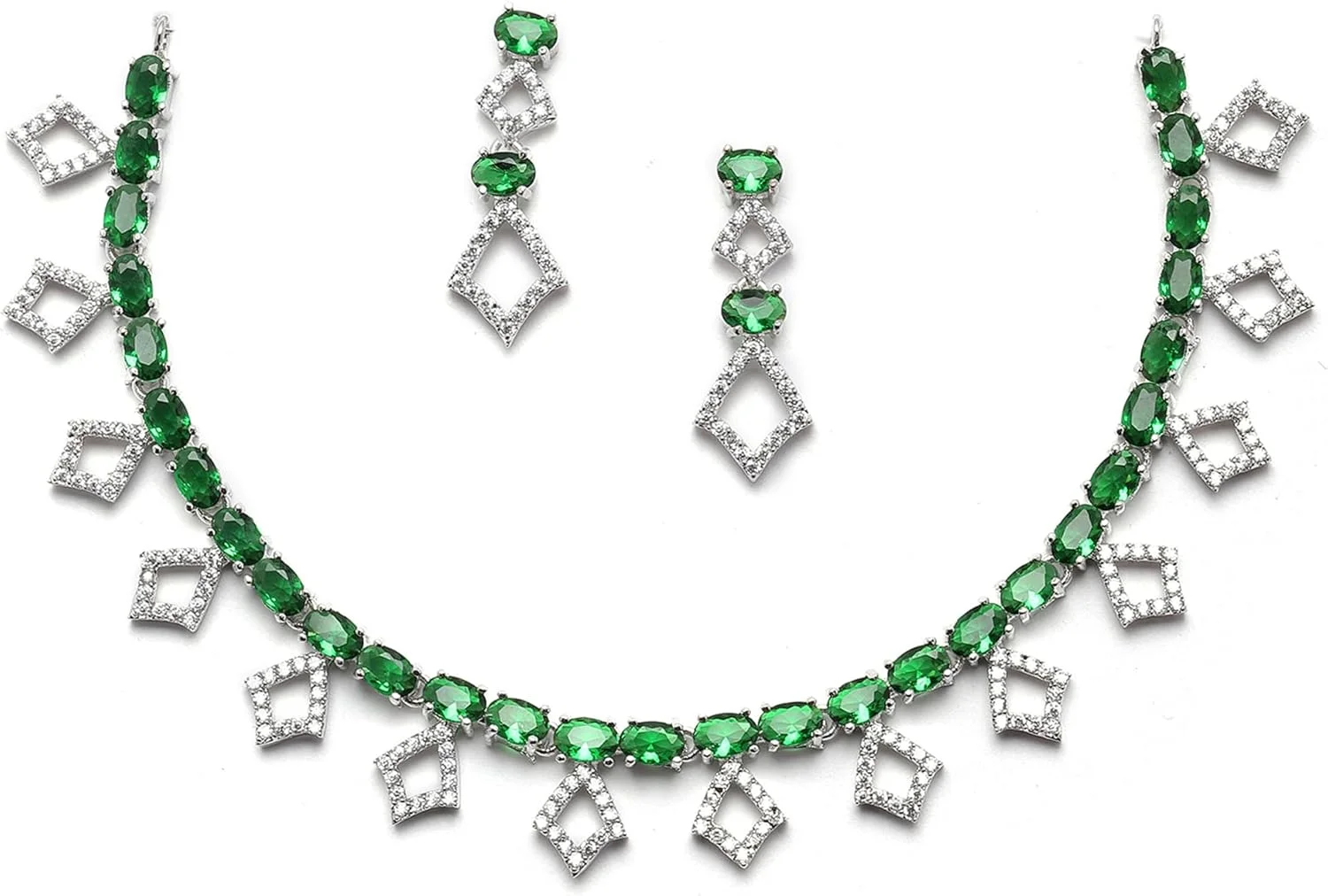 ست جواهرات زنانه و دخترانه زنمه، روکش رودیوم، نقره ای، مستطیلی شکل، نگین دار الماس آمریکایی، شامل گردنبند و گوشواره ست جواهرات زنانه و دخترانه زنمه، روکش رودیوم، نقره ای، مستطیلی شکل، نگین دار الماس آمریکایی، شامل گردنبند و گوشواره