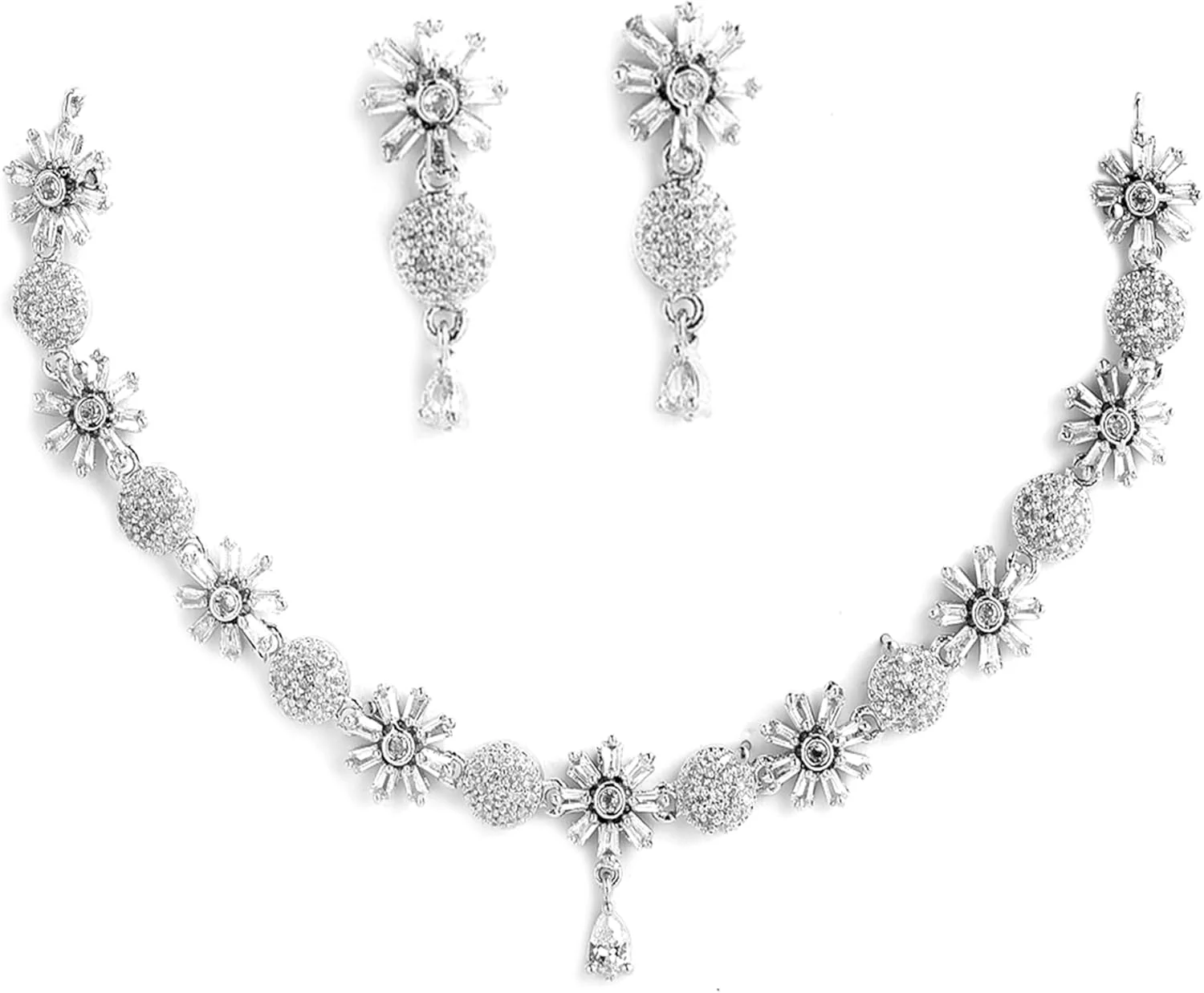 ست گردنبند و گوشواره زنانه نگین دار طرح الماس آمریکایی نقره ای روکش رودیوم زنانه و دخترانه برند زنمه ست گردنبند و گوشواره زنانه نگین دار طرح الماس آمریکایی نقره ای روکش رودیوم زنانه و دخترانه برند زنمه