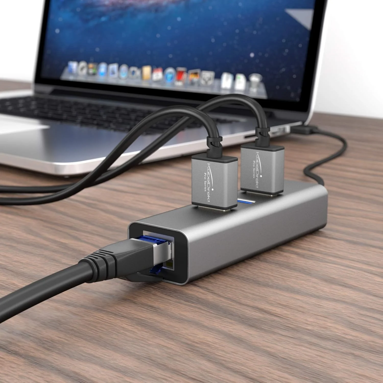 کابل شبکه KabelDirekt – Cat 7 – 2x 0.6m – کابل LAN 10 گیگابیتی و کابل اترنت – موجود در اندازههای 0.25-30 متر (مناسب برای شبکههای پرسرعت، کامپیوتر، بازی، سوییچ، روتر و مودم، RJ45 – مشکی) کابل شبکه KabelDirekt – Cat 7 – 2x 0.6m – کابل LAN 10 گیگابیتی و کابل اترنت – موجود در اندازههای 0.25-30 متر (مناسب برای شبکههای پرسرعت، کامپیوتر، بازی، سوییچ، روتر و مودم، RJ45 – مشکی)