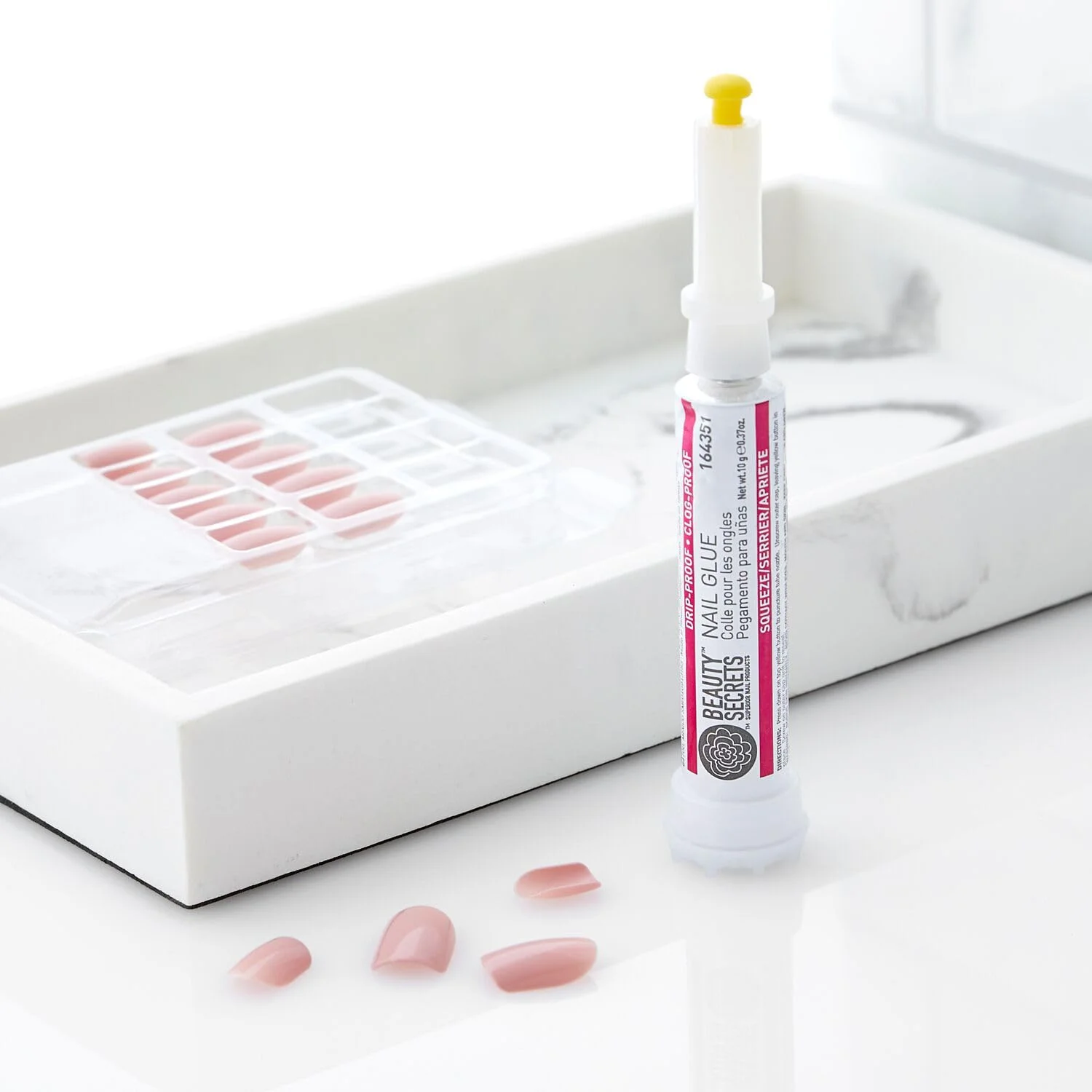 چسب ناخن بیوتی سکرت، ضد چکه و گرفتگی، بسته 6 عددی چسب ناخن بیوتی سکرت، ضد چکه و گرفتگی، بسته 6 عددی