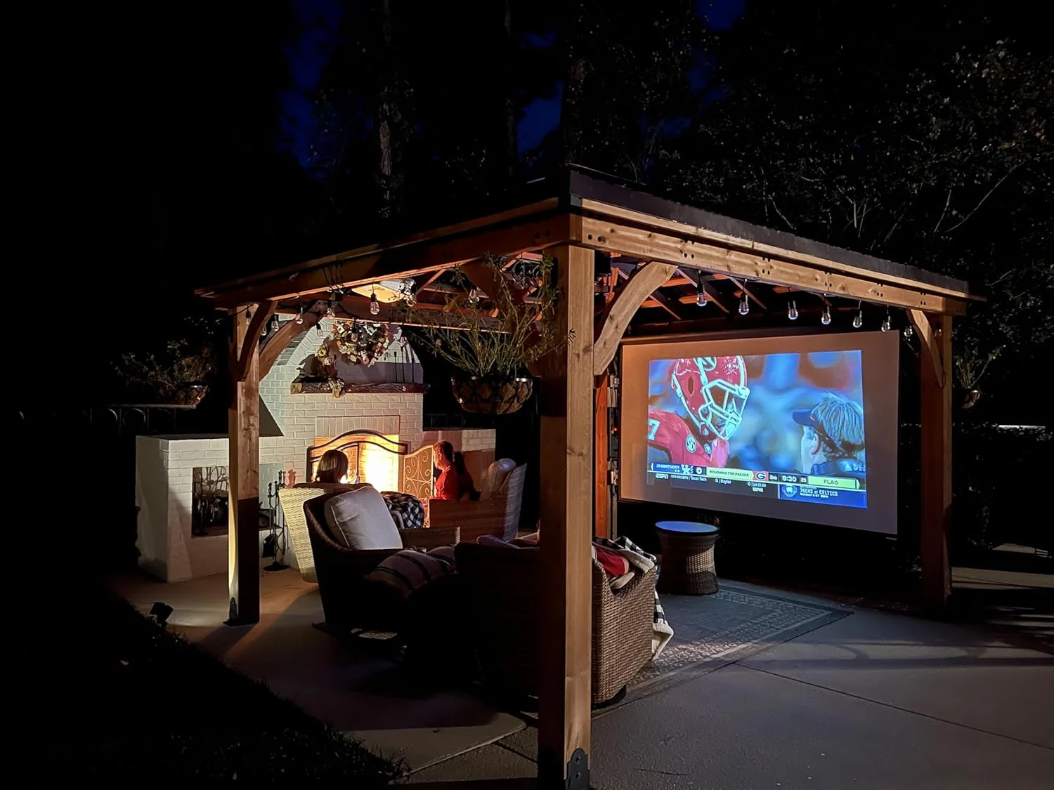 پرده نمایش پروژکتور دستی Elite Screens، 120 اینچ، مناسب سینمای خانگی، بازی، ارائه اداری، دارای گواهینامه ISF، مکانیزم قفل خودکار، آماده برای 4K / 8K 3D Ultra HDR HD، مدل M120H