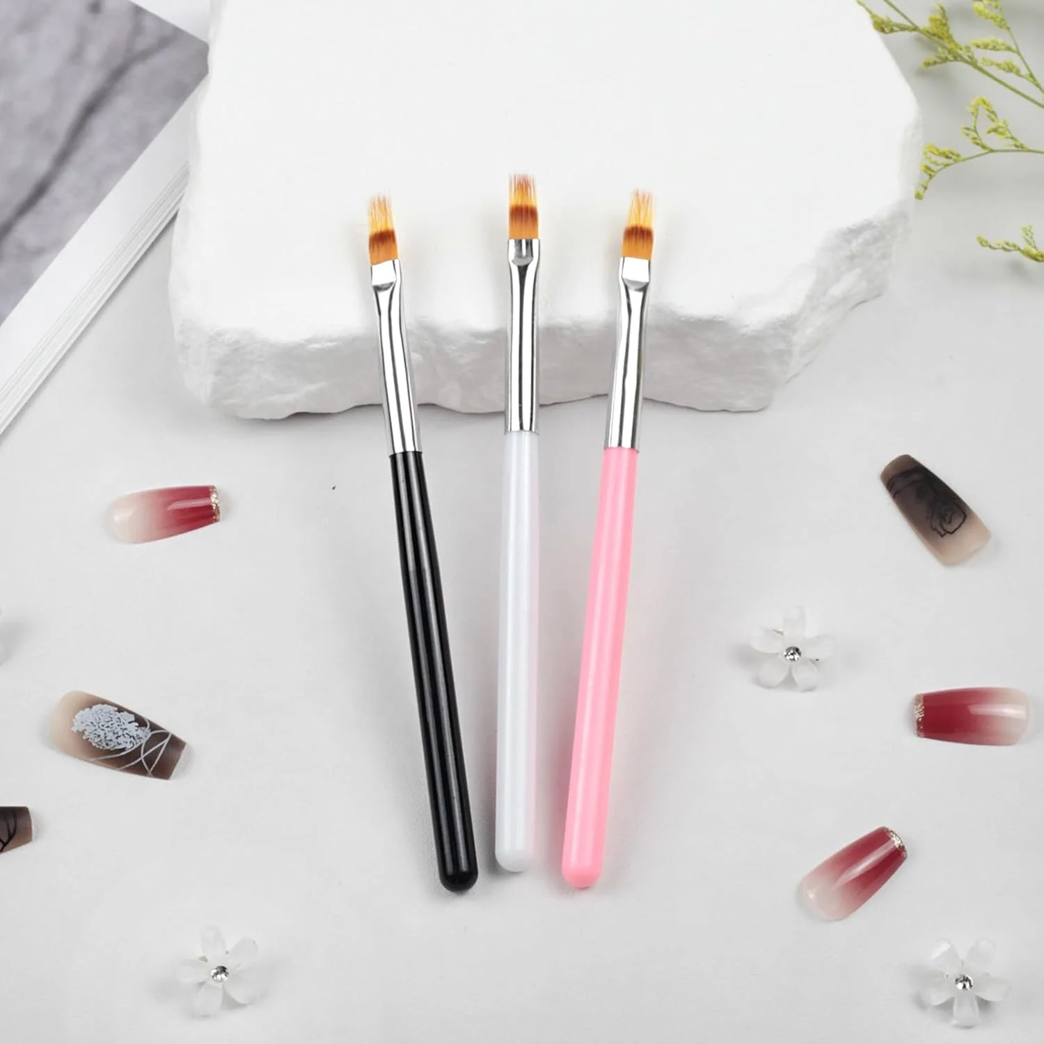 ست قلم موی آمبره ناخن - قلم های رنگ آمیزی گرادیانی ناخن برای لاک ژل، طراحی خط توری و طراحی هنری ناخن اکریلیک با دسته های چوبی ست قلم موی آمبره ناخن - قلم های رنگ آمیزی گرادیانی ناخن برای لاک ژل، طراحی خط توری و طراحی هنری ناخن اکریلیک با دسته های چوبی