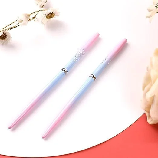 2 عدد برس تمیز کننده طراحی ناخن، برس تمیز کننده لاک ناخن گرد زاویه دار برای تمیز کردن ناخن های انگشت، تمیز کردن آسان، 2 شکل، برس های حرفه ای طراحی ناخن برای طراحی هنری ناخن