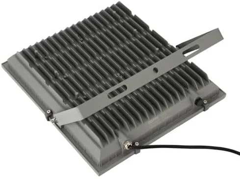 چراغ نورافکن ال ای دی 200 وات جیپاس مدل GESL55118 | 16000 لومن و دمای رنگ 6500 کلوین | چراغ ال ای دی با 80% بازدهی انرژی، مناسب برای فضای باز، پارکینگ و غیره، مشکی