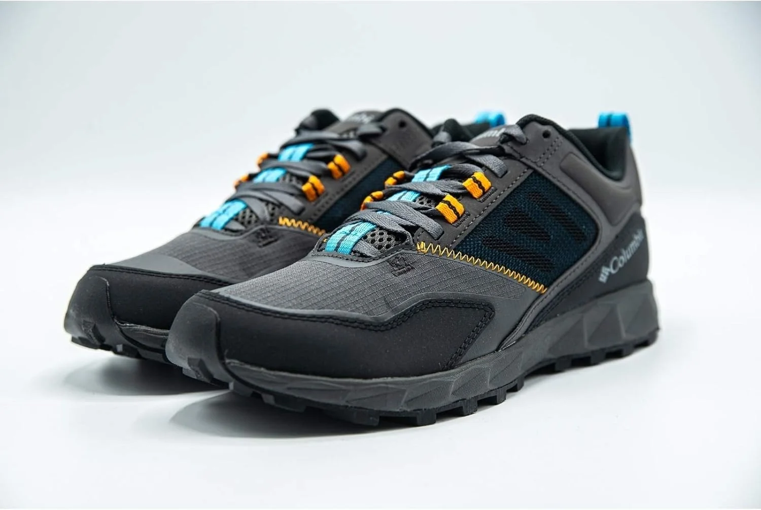 کفش مردانه کلمبیا مدل Flow District