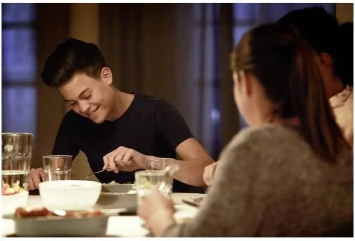 لامپ ال ای دی فیلیپس پریمیوم مات [E27 ادیسونی] 7 وات - معادل 60 وات، سفید گرم (2700 کلوین)، غیر قابل تنظیم نور