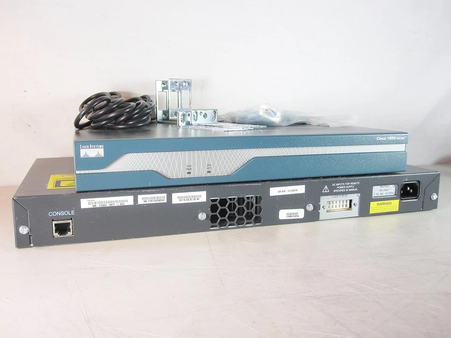 کیت آزمایشگاهی سیسکو سیستمز CCENT CCNA CCNP CCIE شامل سوئیچ WS-C2960-48TT-L و روتر 1841