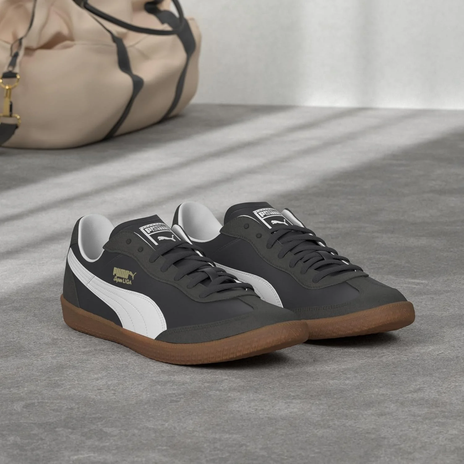 کفش ورزشی مردانه پوما سوپر لیگا او جی کفش ورزشی مردانه پوما سوپر لیگا او جی