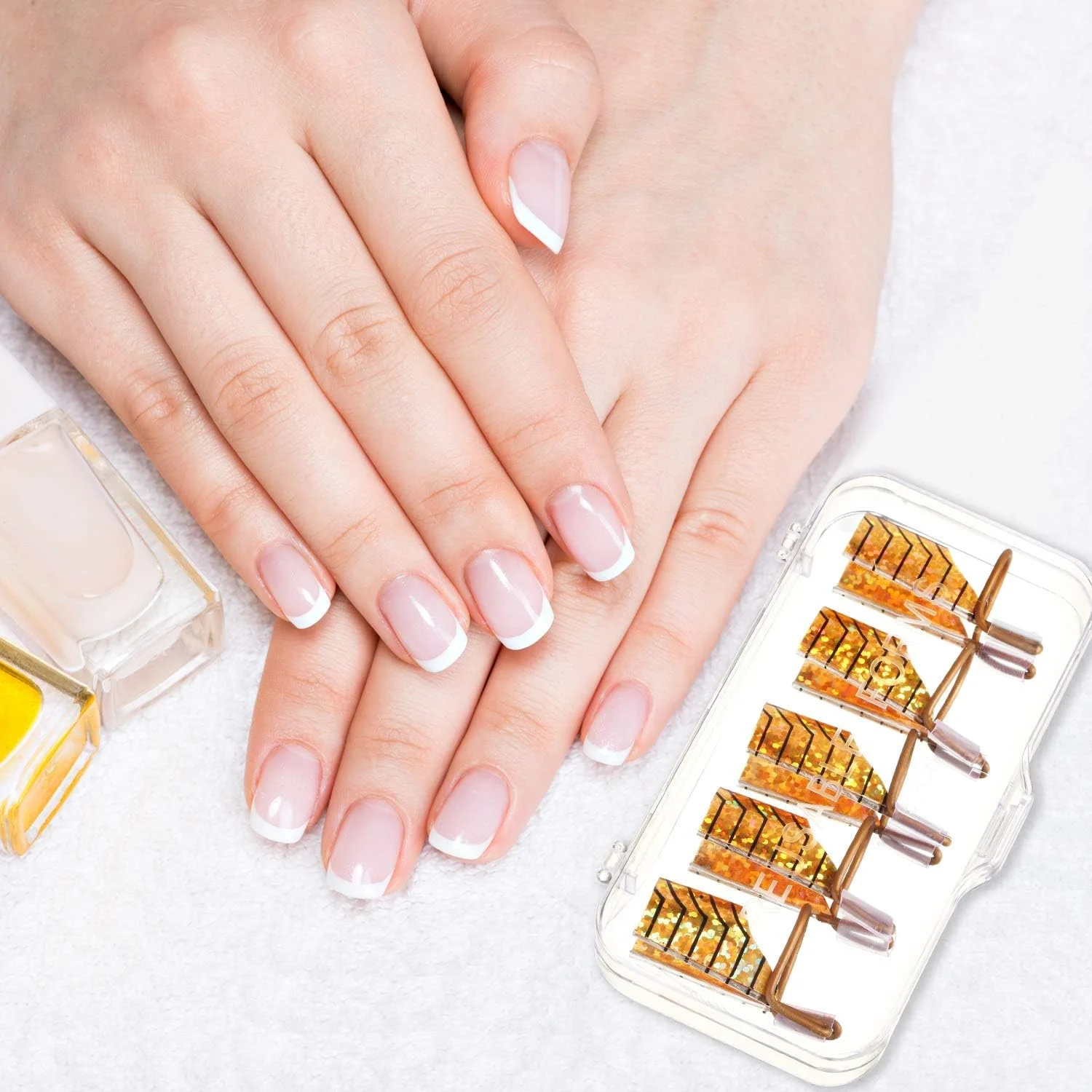 ست فرم اکستنشن ناخن، راهنمای نوک ناخن قابل استفاده مجدد برای استفاده از اکریلیک و ژل UV، استیکرهای محافظ درجه یک سالن برای مانیکور DIY در خانه، سایزبندی جهانی (20 تکه، طلایی و نقره ای)