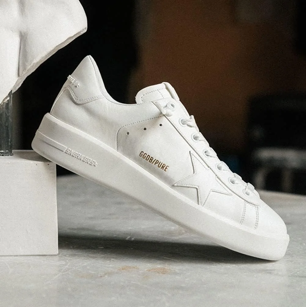 کفش ورزشی پیاده روی مردانه گلدن گوس، کفش های بند دار، تنفسی، تخت، مناسب ورزش و فضای باز کفش ورزشی پیاده روی مردانه گلدن گوس، کفش های بند دار، تنفسی، تخت، مناسب ورزش و فضای باز